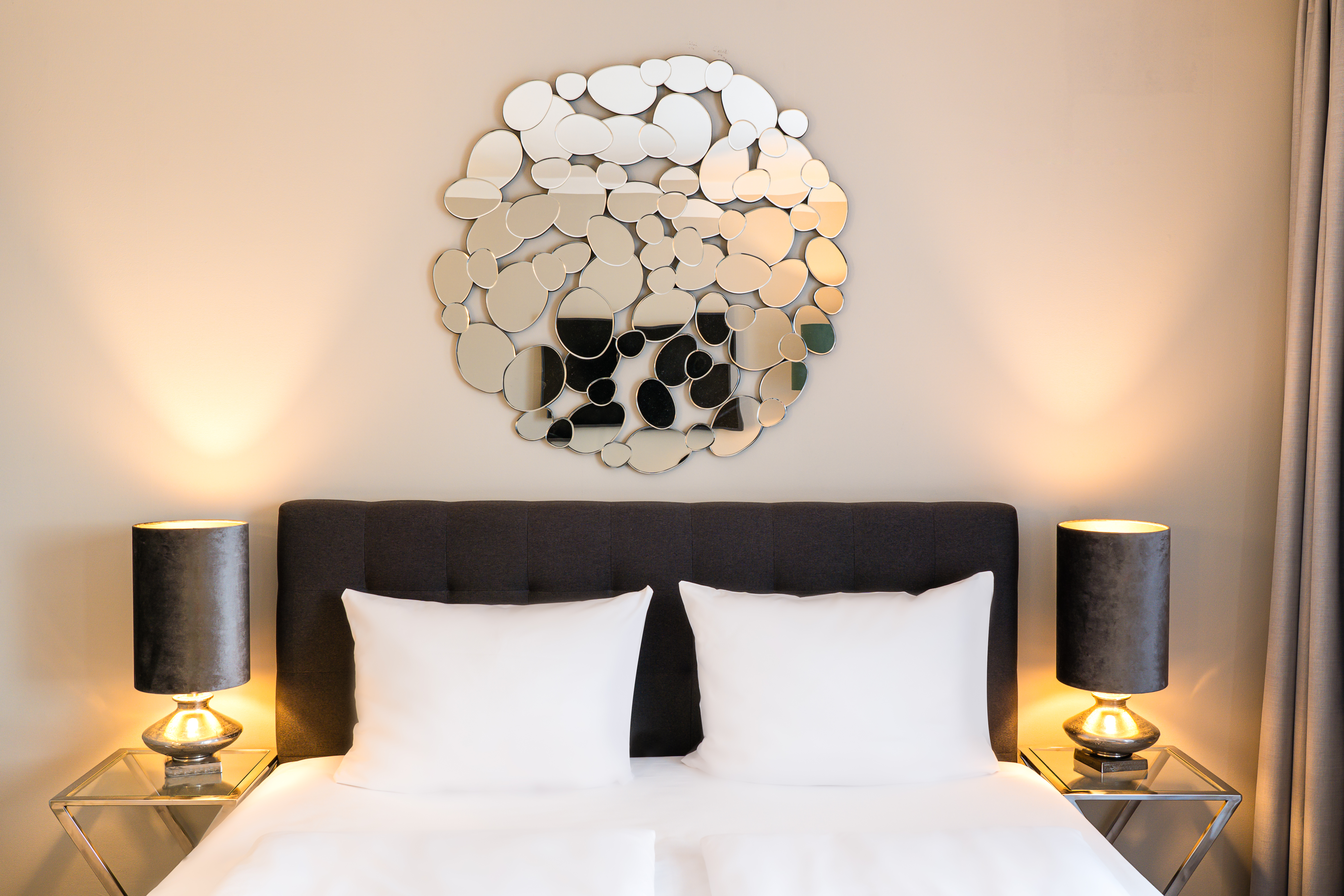 Guest room at the elaya hotel hannover city, Trademark by Wyndham in Hannover, Other than US/Canada