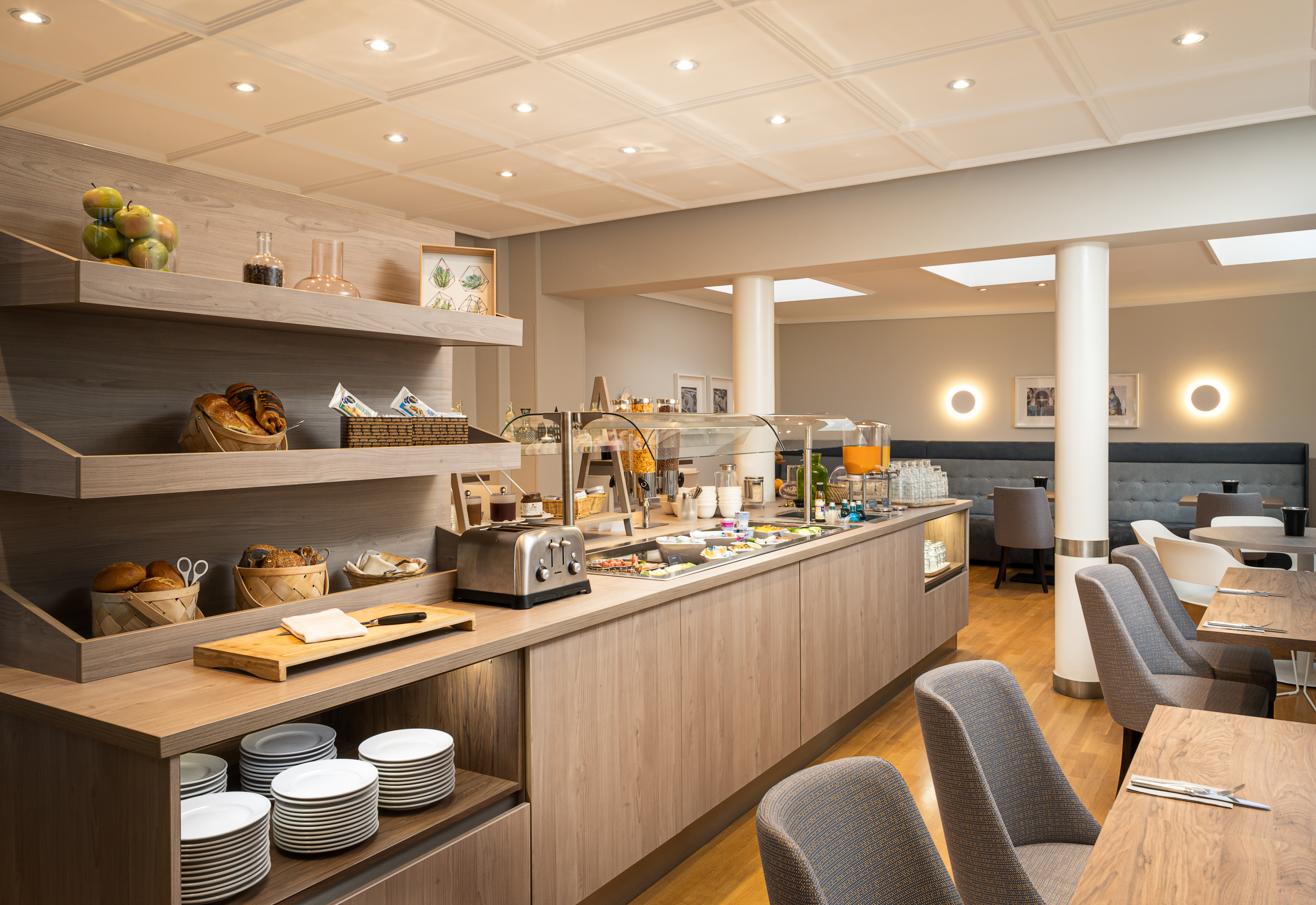 elaya hotel hannover city, Trademark by Wyndham restaurant breakfast area with seating in Hannover, Other than US/Canada
