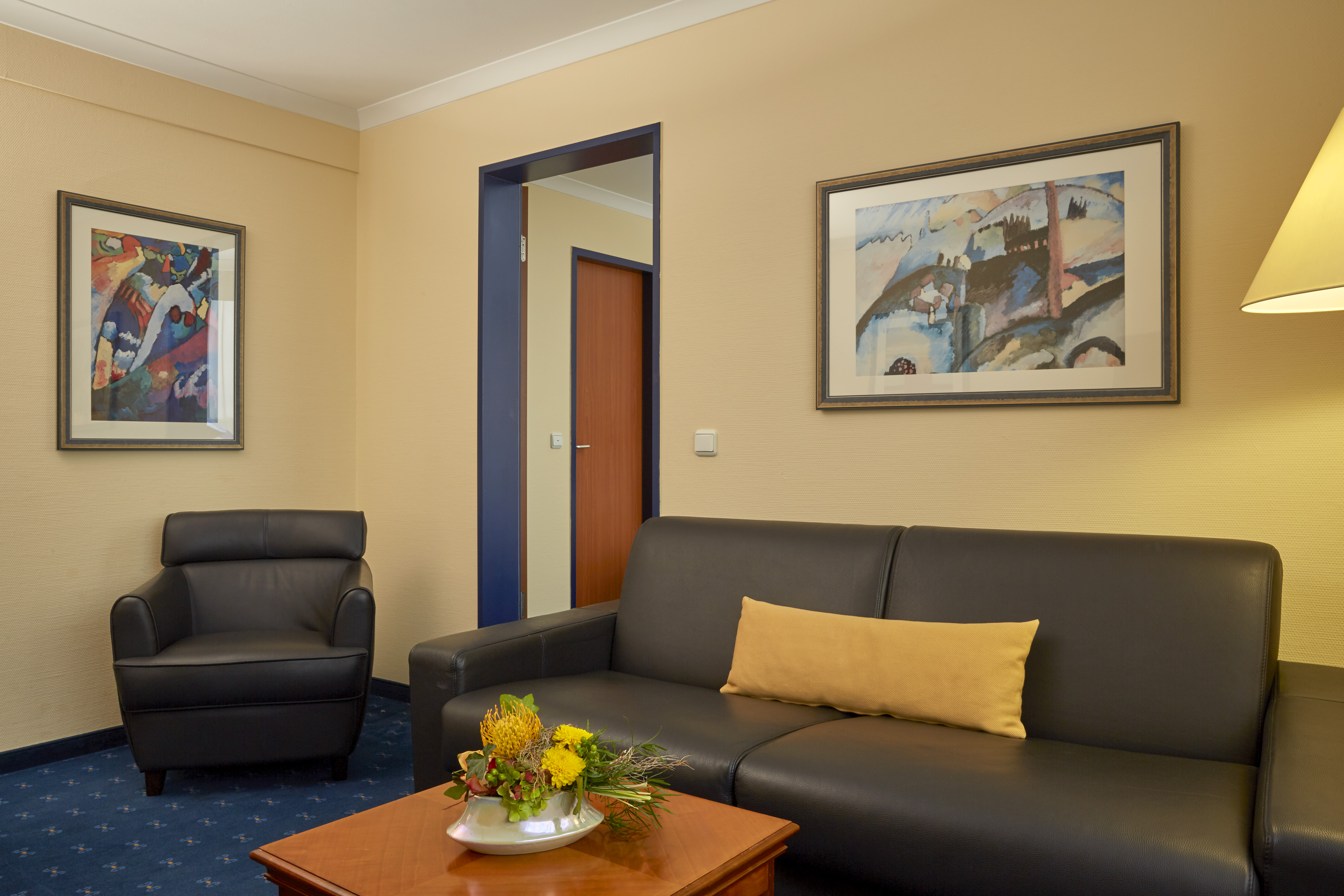 H4 Hotel Kassel suite in Kassel, Other than US/Canada