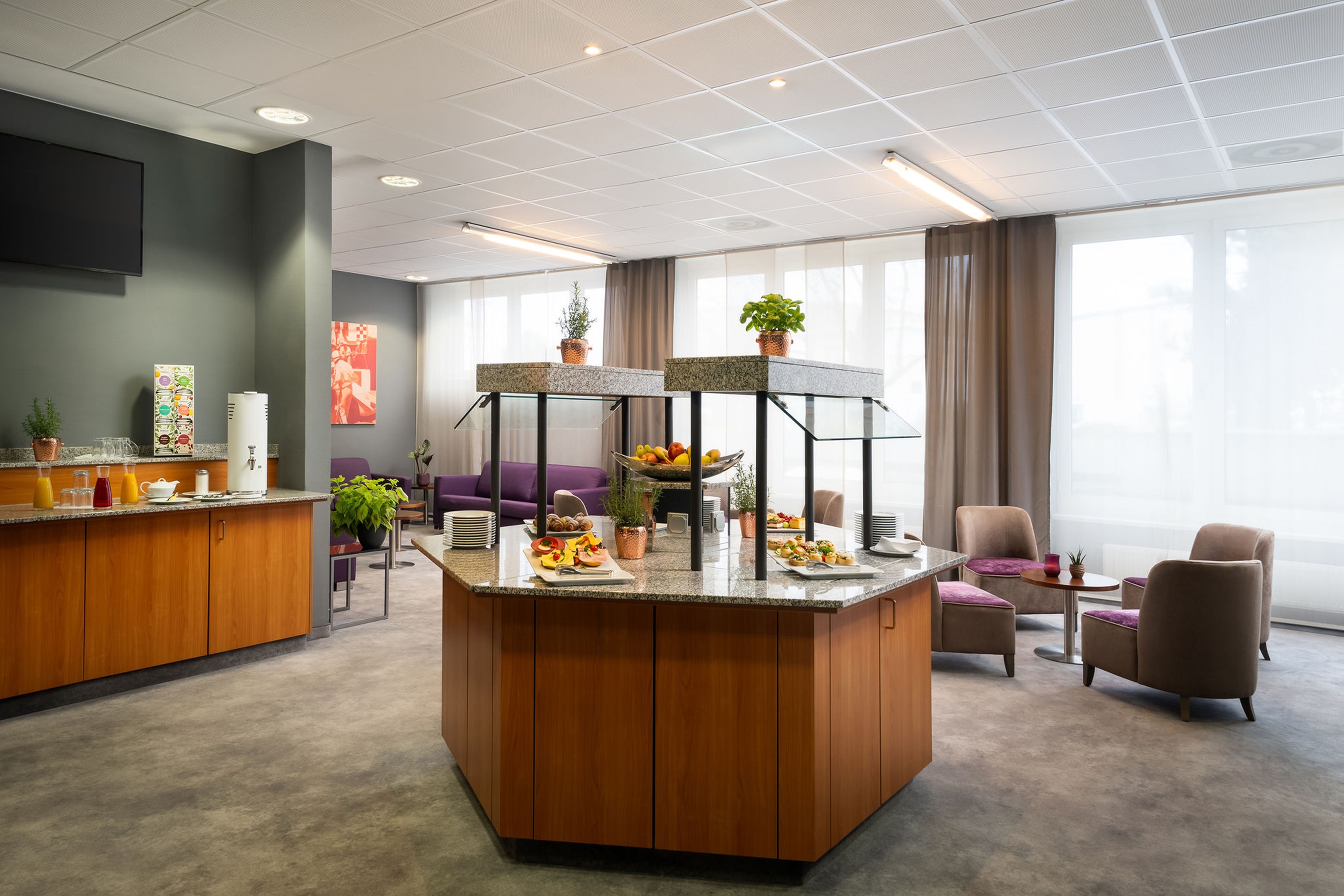 elaya Hotel Stuttgart Ludwigsburg, Trademark by Wyndham restaurant in Korntal-Munchingen, Other than US/Canada