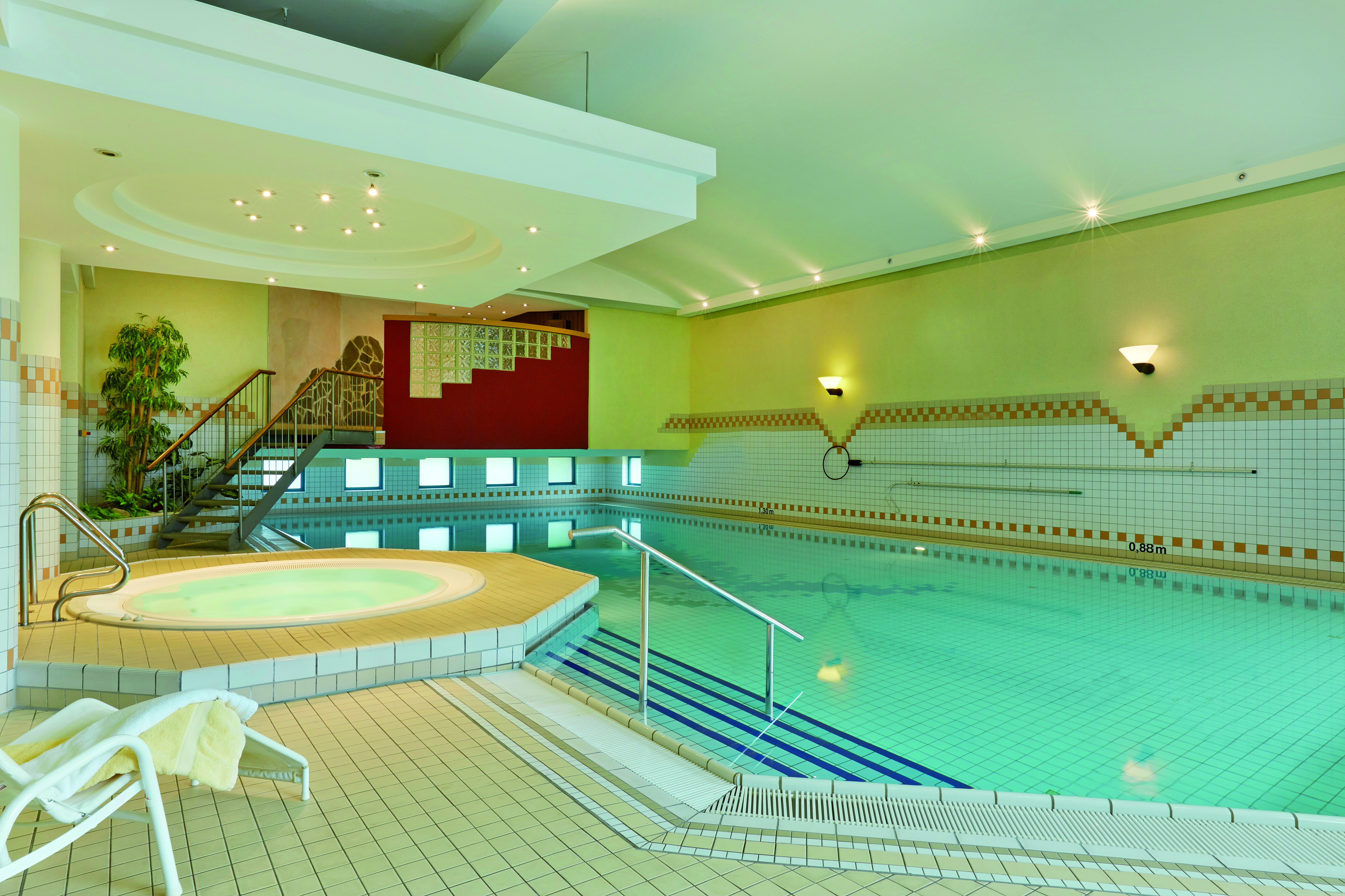 Pool at the H4 Hotel Hannover Messe in Laatzen, Other than US/Canada