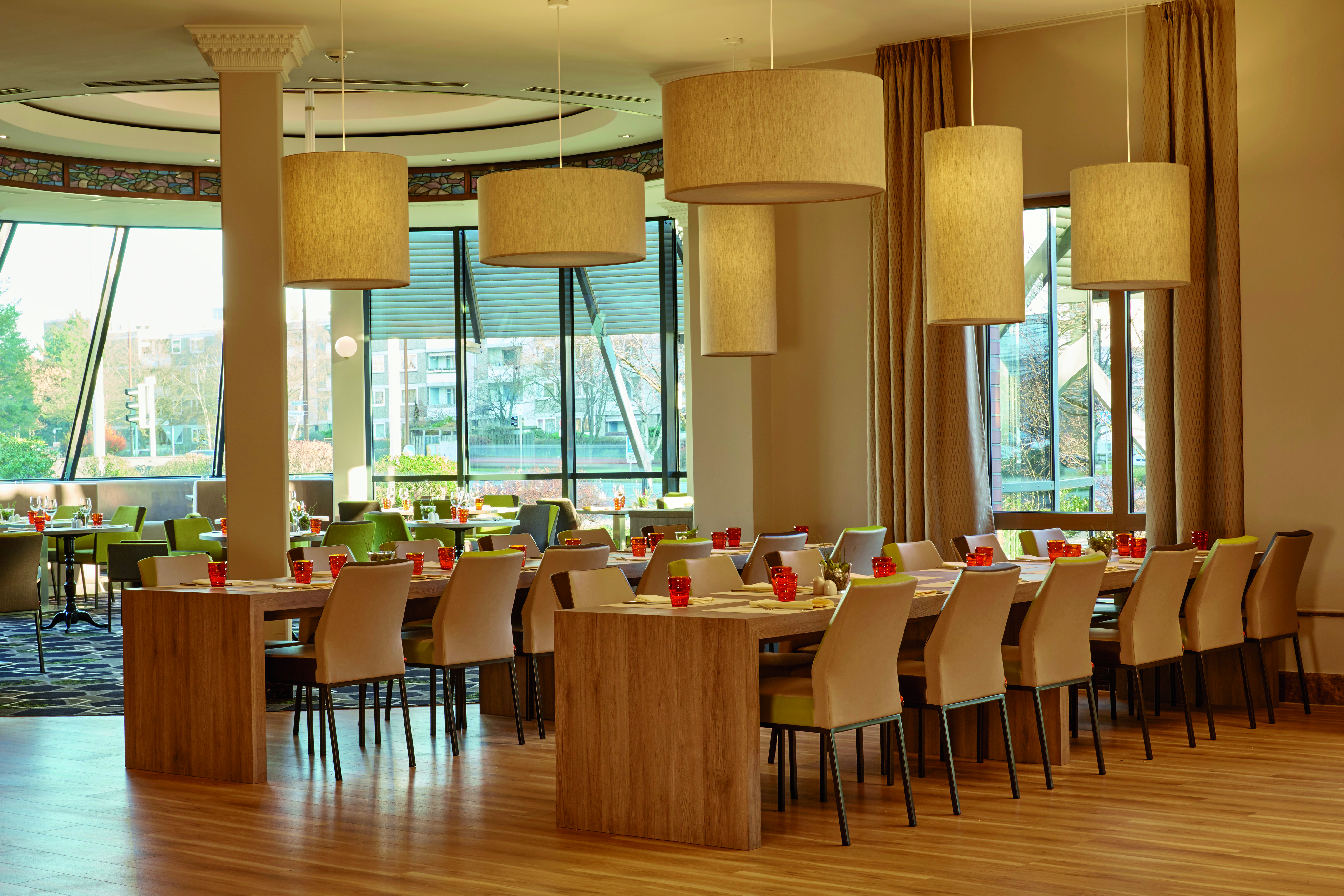 H4 Hotel Hannover Messe restaurant in Laatzen, Other than US/Canada