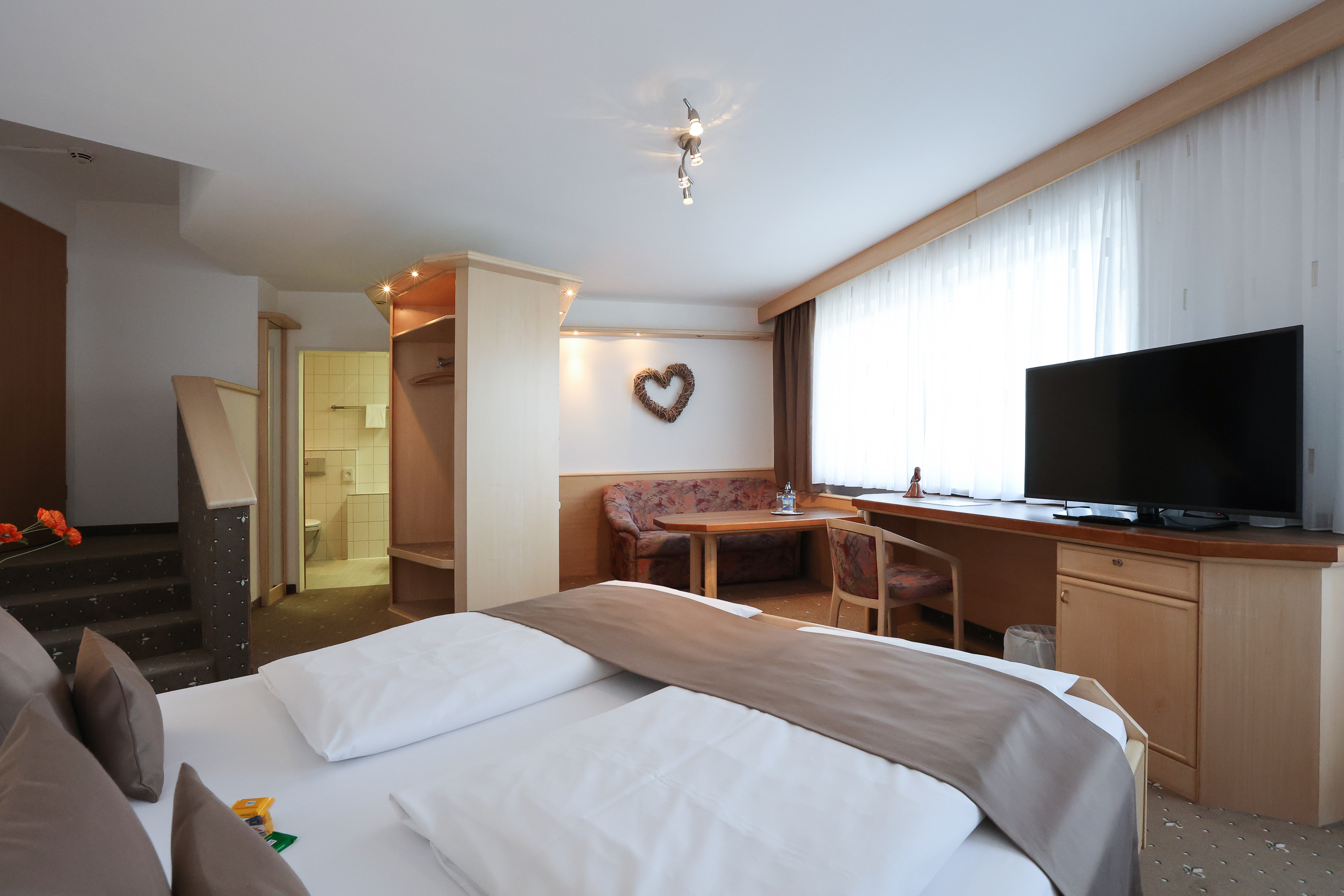 Guest room at the ANA Panorama, Trademark Collection by Wyndham in Marktoberdorf, Other than US/Canada