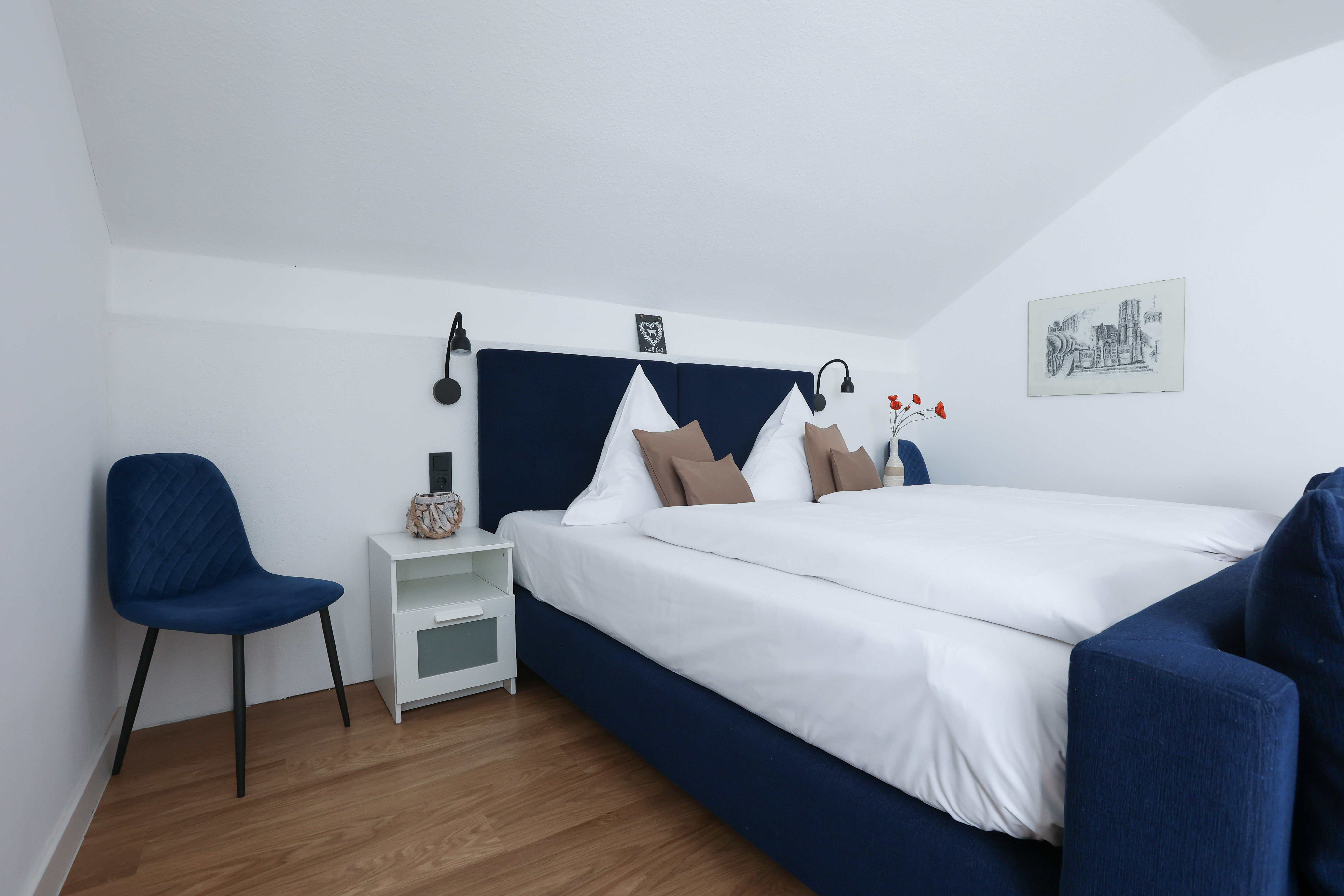 Guest room at the ANA Panorama, Trademark Collection by Wyndham in Marktoberdorf, Other than US/Canada