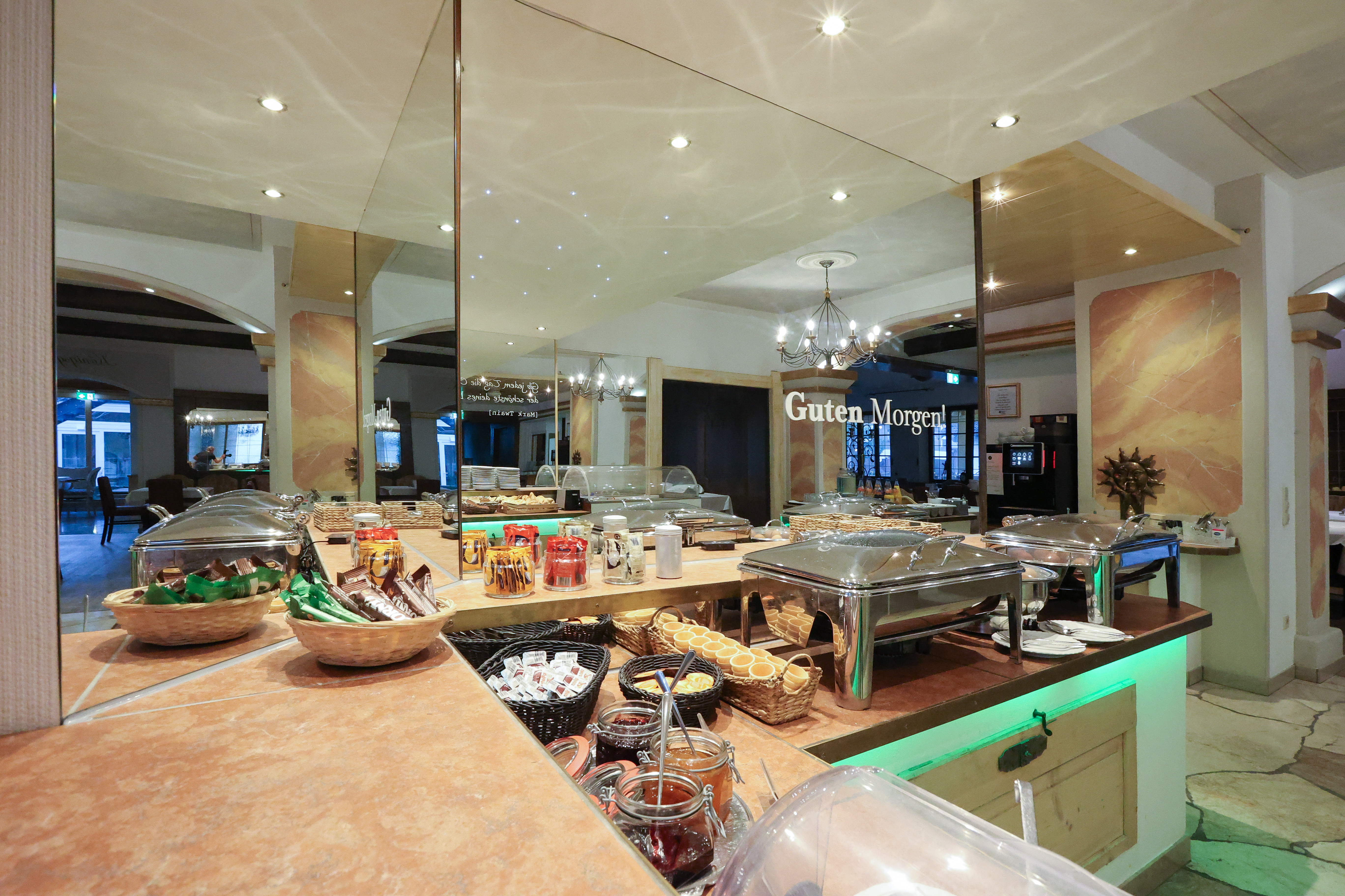 ANA Panorama, Trademark Collection by Wyndham restaurant buffet in Marktoberdorf, Other than US/Canada
