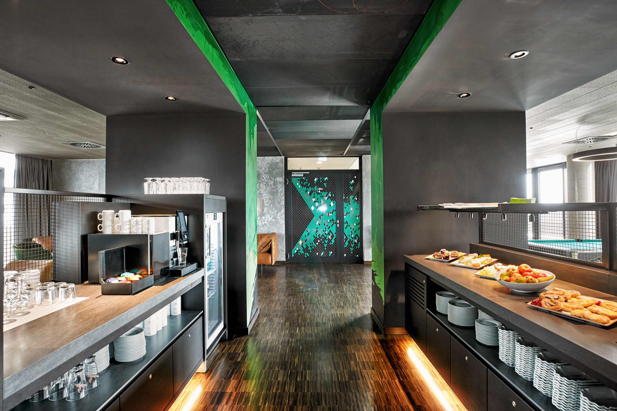 Bar at H4 Hotel Monchengladbach BORUSSIA-PARK in Moenchengladbach, Other than US/Canada