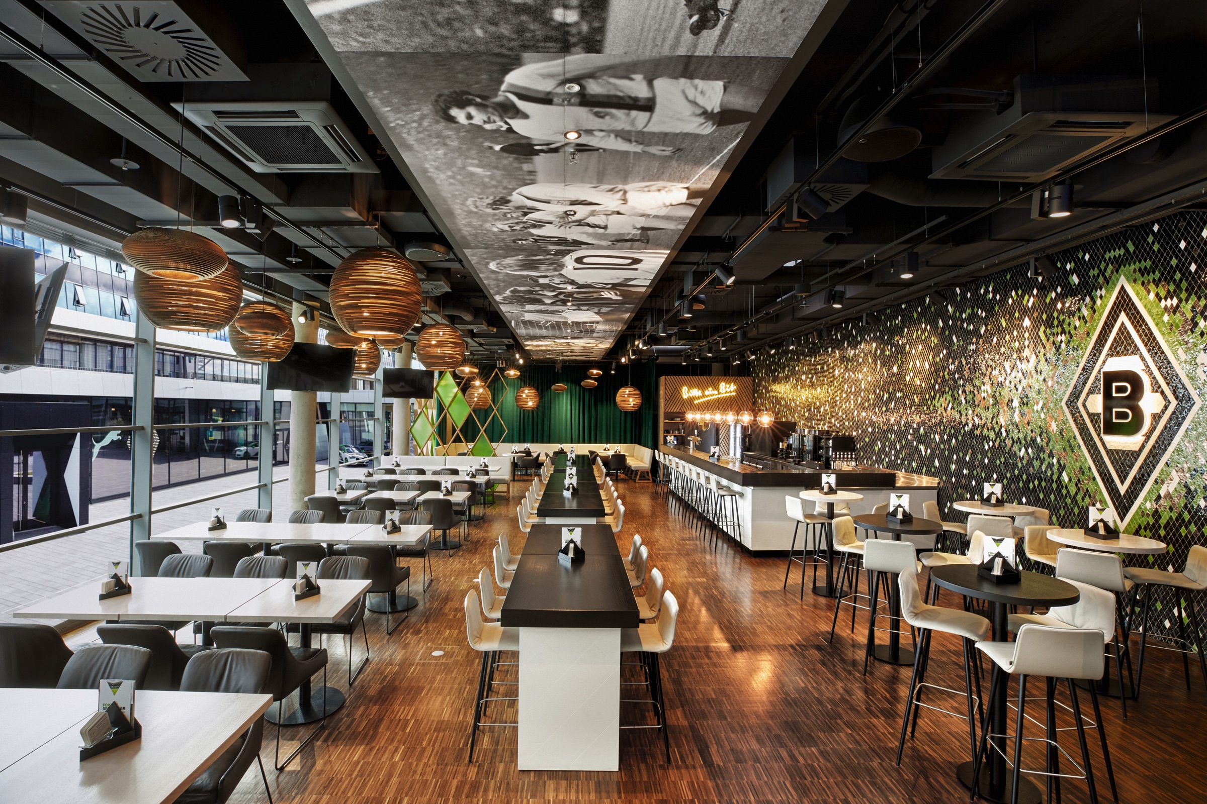 H4 Hotel Monchengladbach BORUSSIA-PARK restaurant in Moenchengladbach, Other than US/Canada