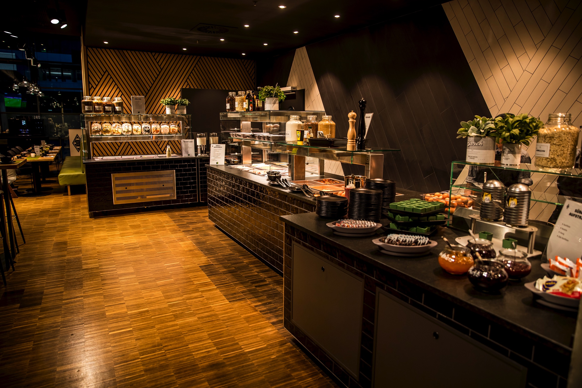 H4 Hotel Monchengladbach BORUSSIA-PARK restaurant in Moenchengladbach, Other than US/Canada