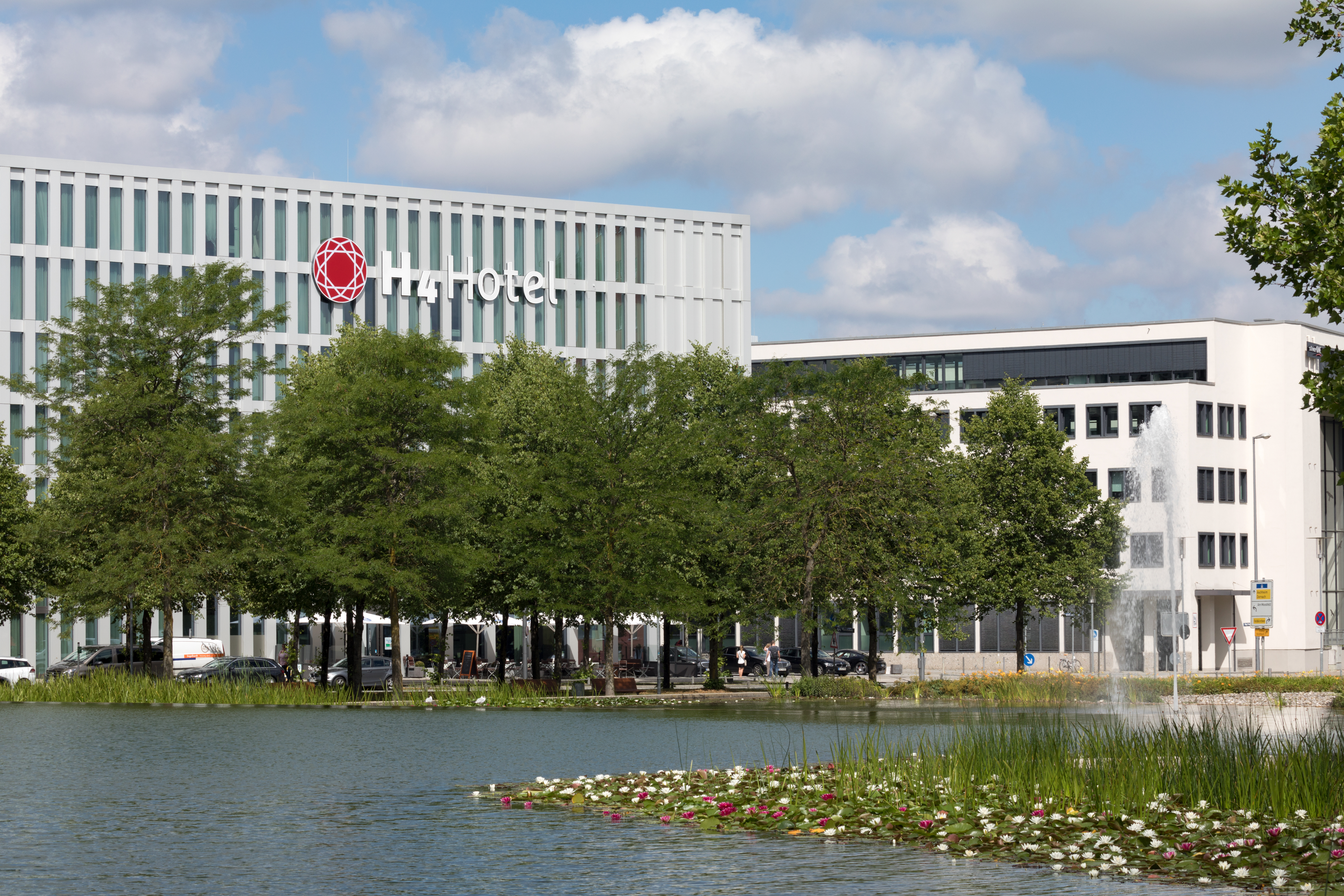 Exterior Day Image of H4 Hotel Munchen Messe hotel in Munich, Other than US/Canada