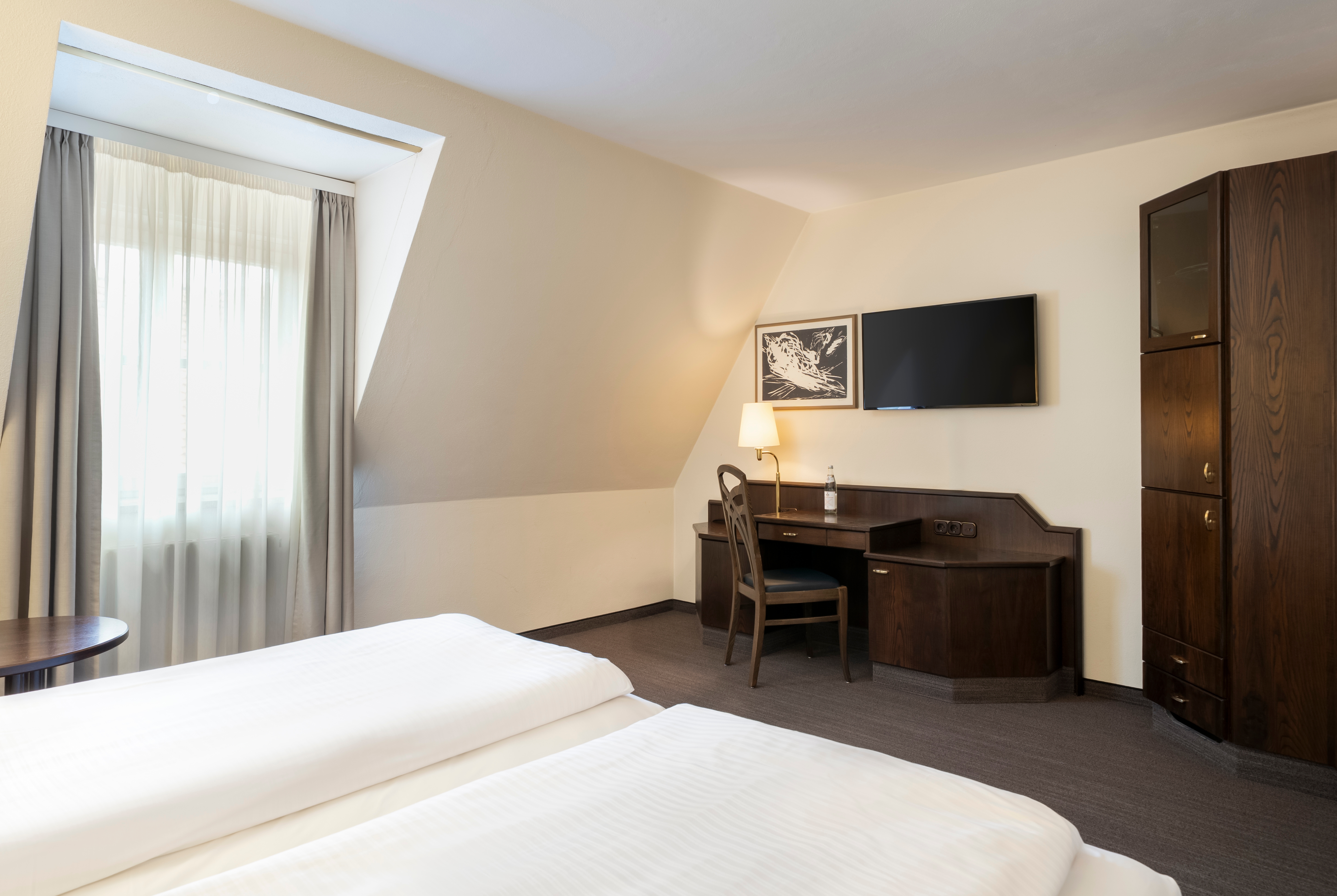 Guest room at the elaya hotel noerdlingen, Trademark by Wyndham in Noerdlingen, Other than US/Canada