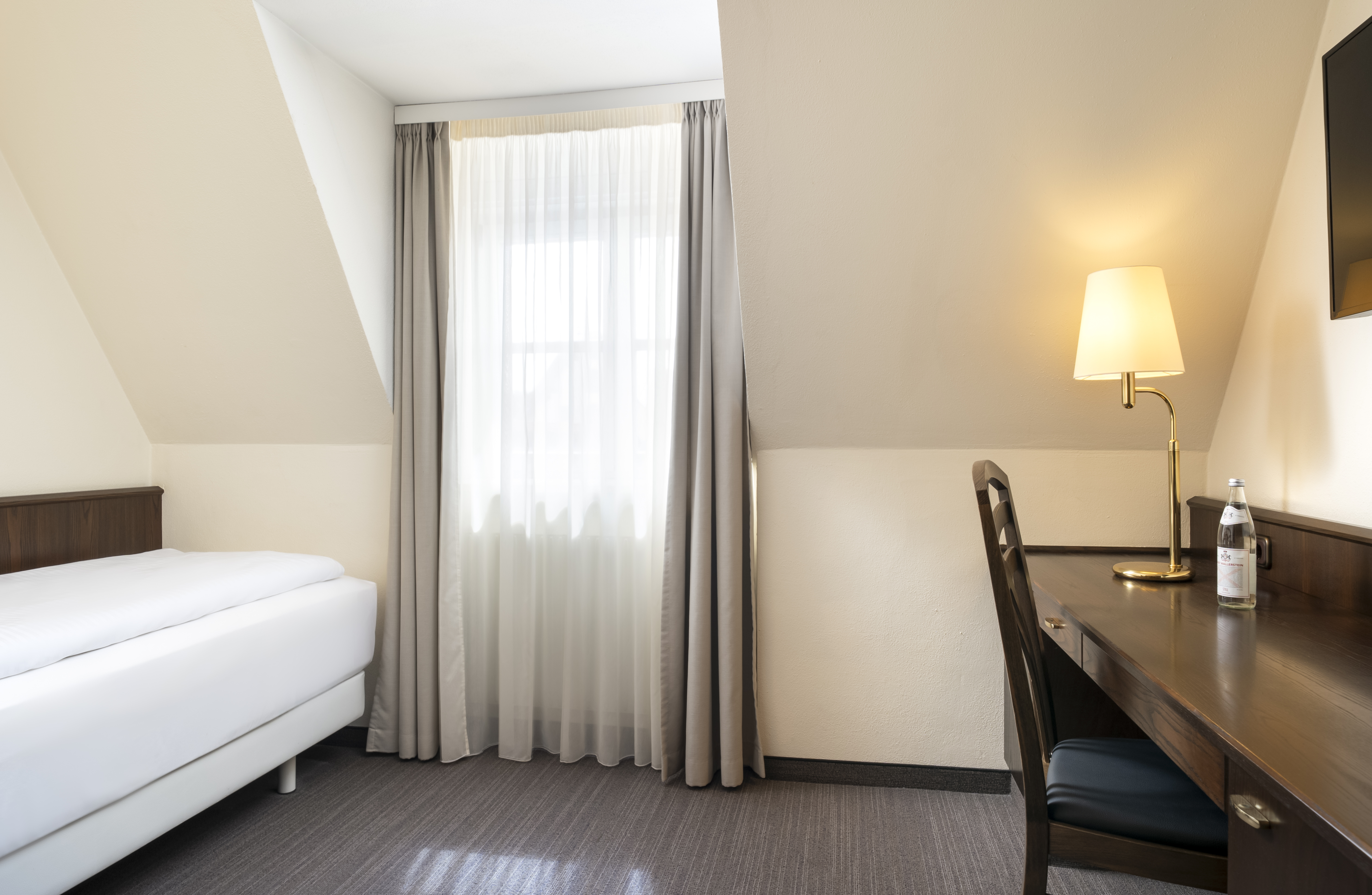 Guest room at the elaya hotel noerdlingen, Trademark by Wyndham in Noerdlingen, Other than US/Canada