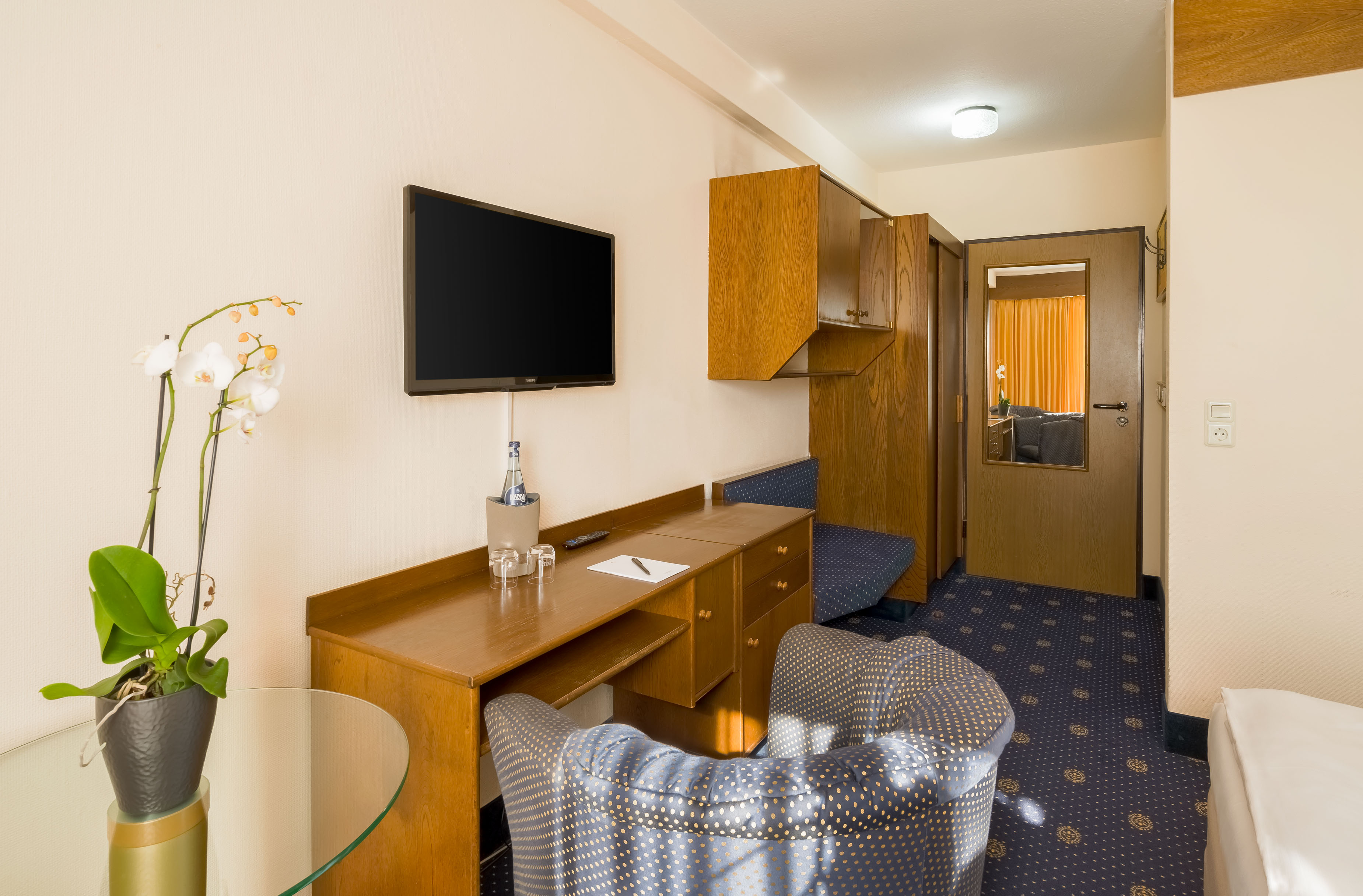 Guest room at the Aspire Oldenburg, Trademark Collection by Wyndham in Oldenburg, Other than US/Canada