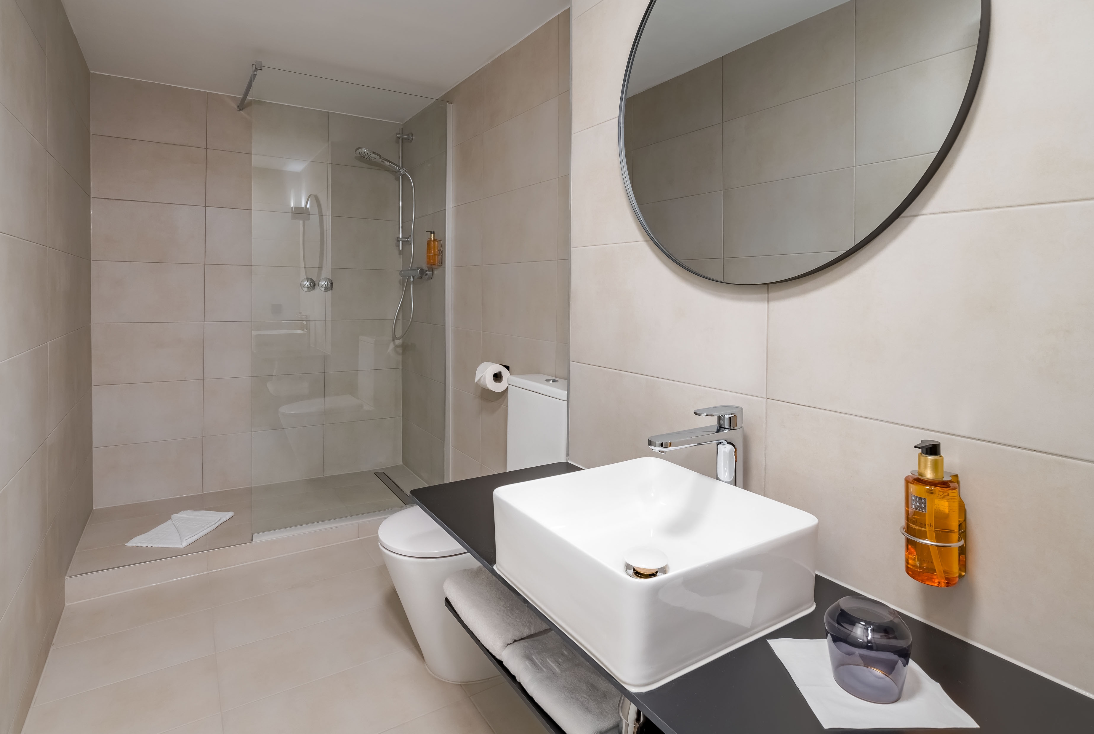 Guest room bath at the Aspire Palais Recklinghausen,Trademark Collection by Wyndham in Recklinghausen, Other than US/Canada