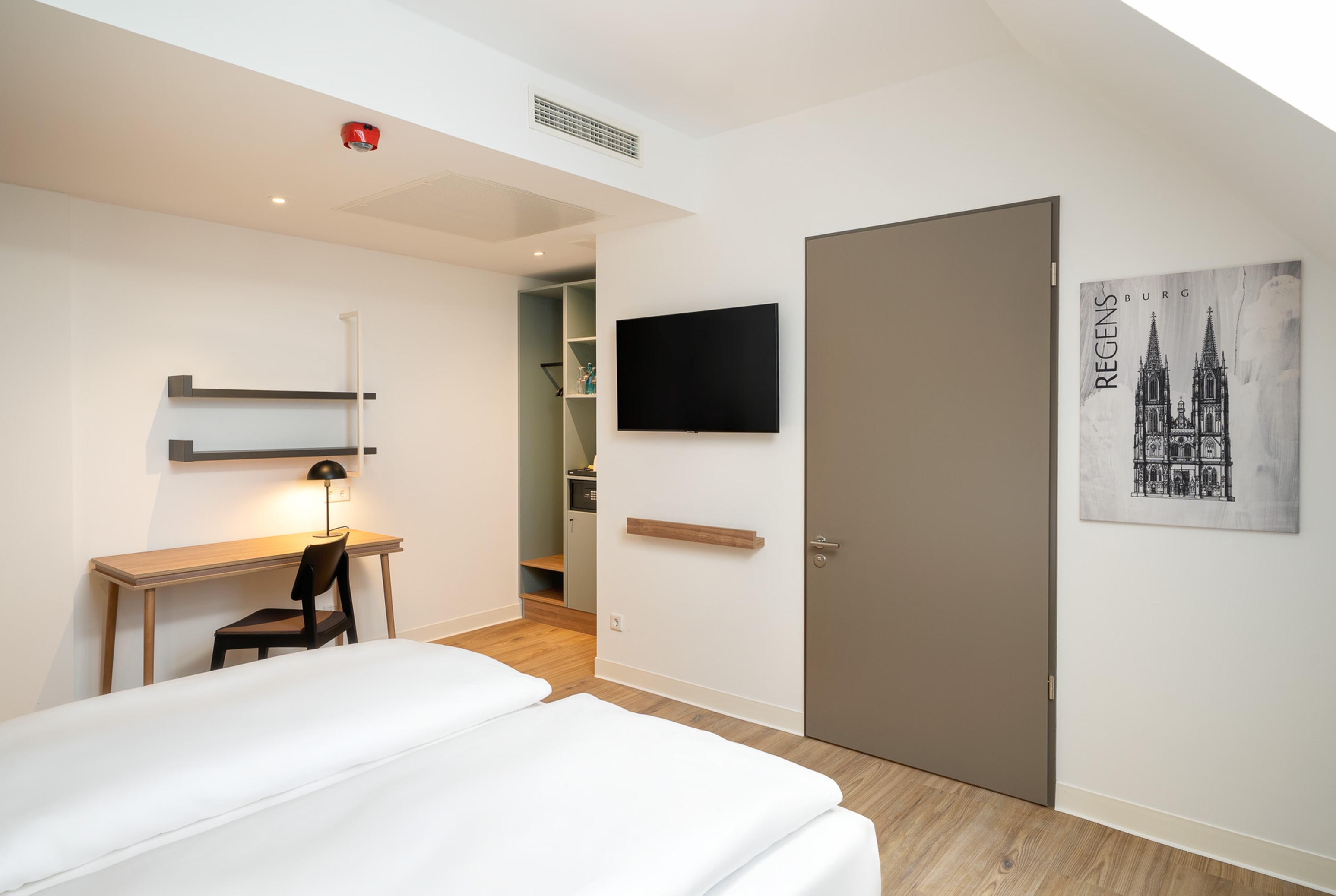 Guest room at the elaya hotel regensburg city center, Trademark by Wyndham in Regensburg, Other than US/Canada