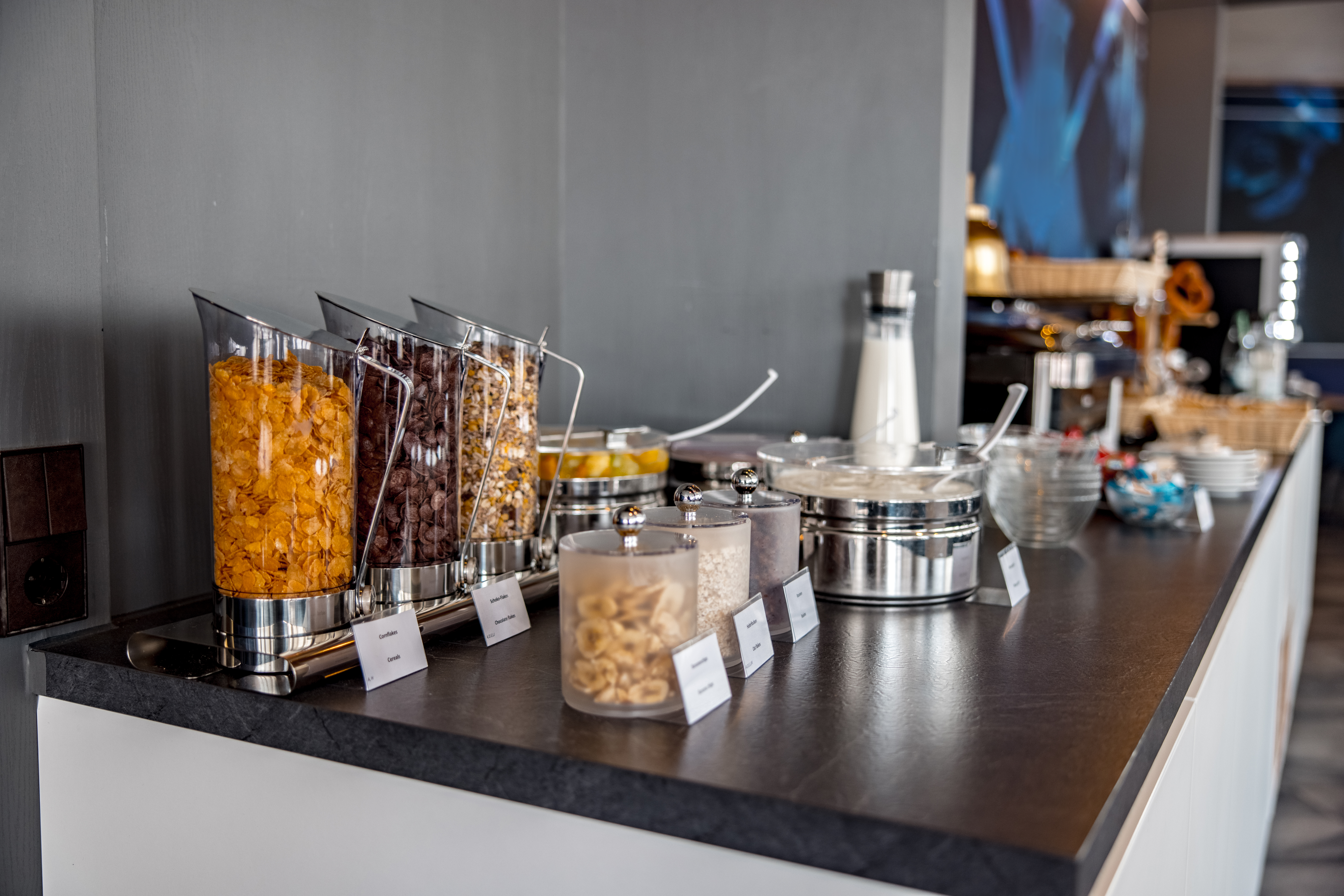 Aspire Elements Reutlingen, Trademark Collection by Wyndham restaurant breakfast area with seating in Reutlingen, Other than US/Canada