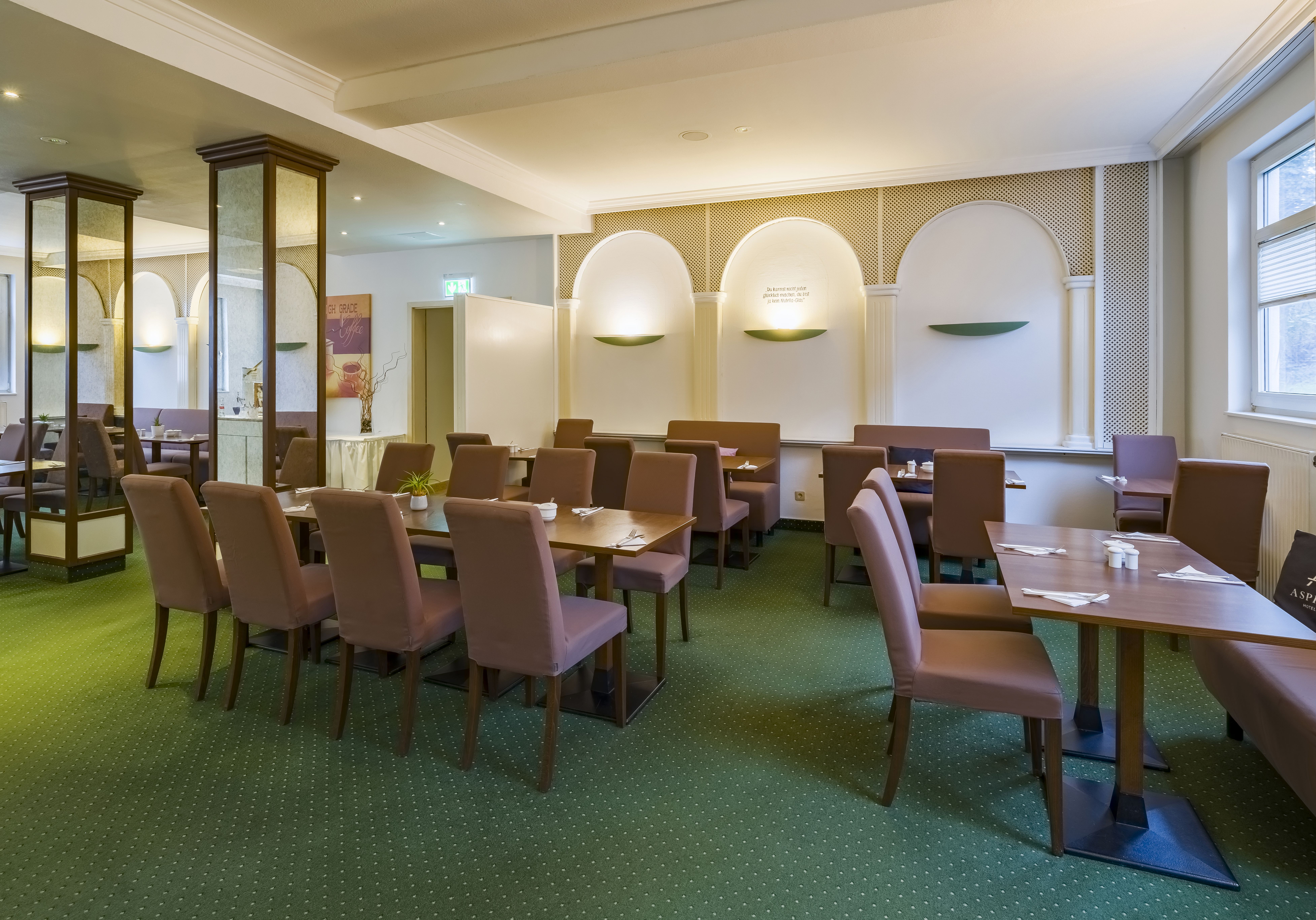 Aspire Frankfurt Airport, Trademark Collection by Wyndham restaurant breakfast area with seating in Ruesselsheim, Other than US/Canada