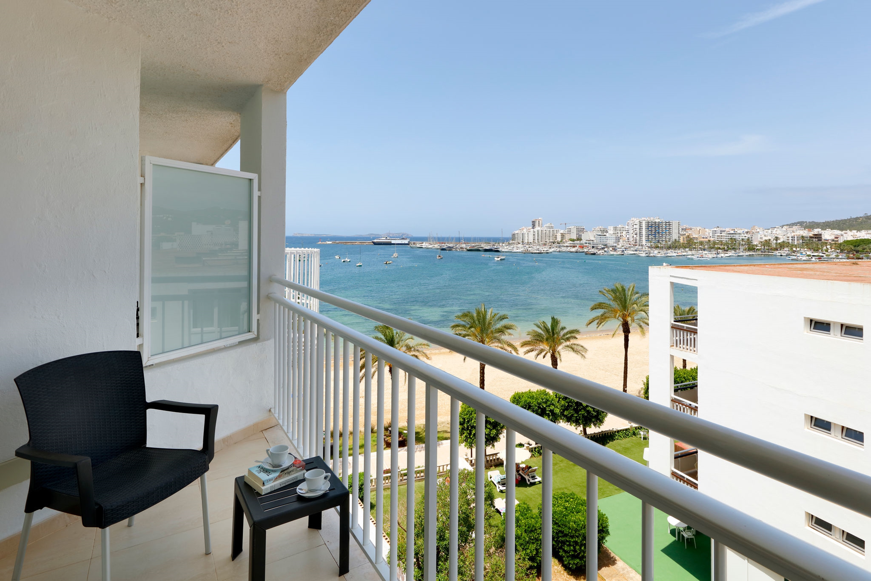Guest room at the Palladium Hotel Palmyra, Trademark Collection in San Antonio, Other than US/Canada