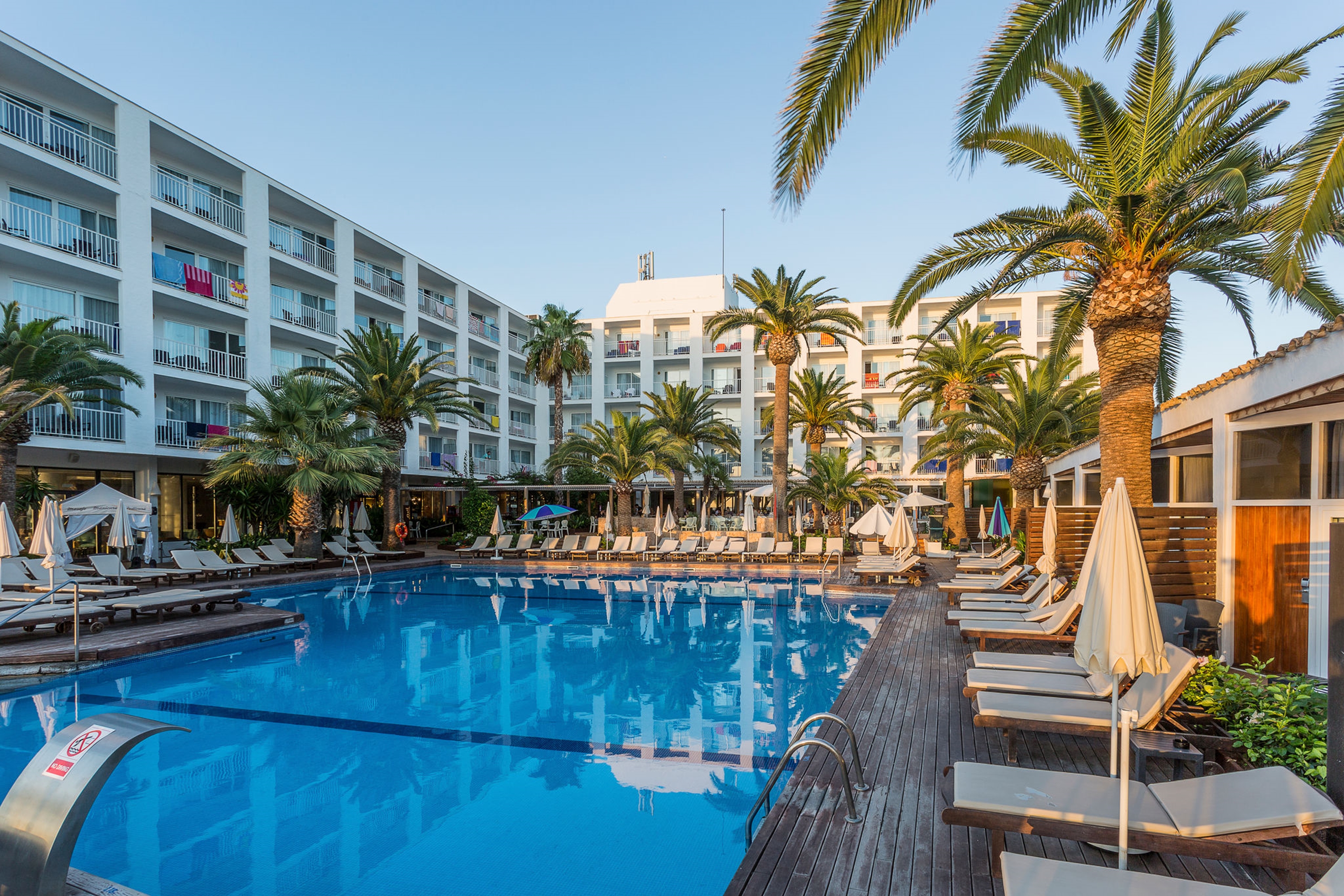 Pool at the Palladium Hotel Palmyra, Trademark Collection in San Antonio, Other than US/Canada