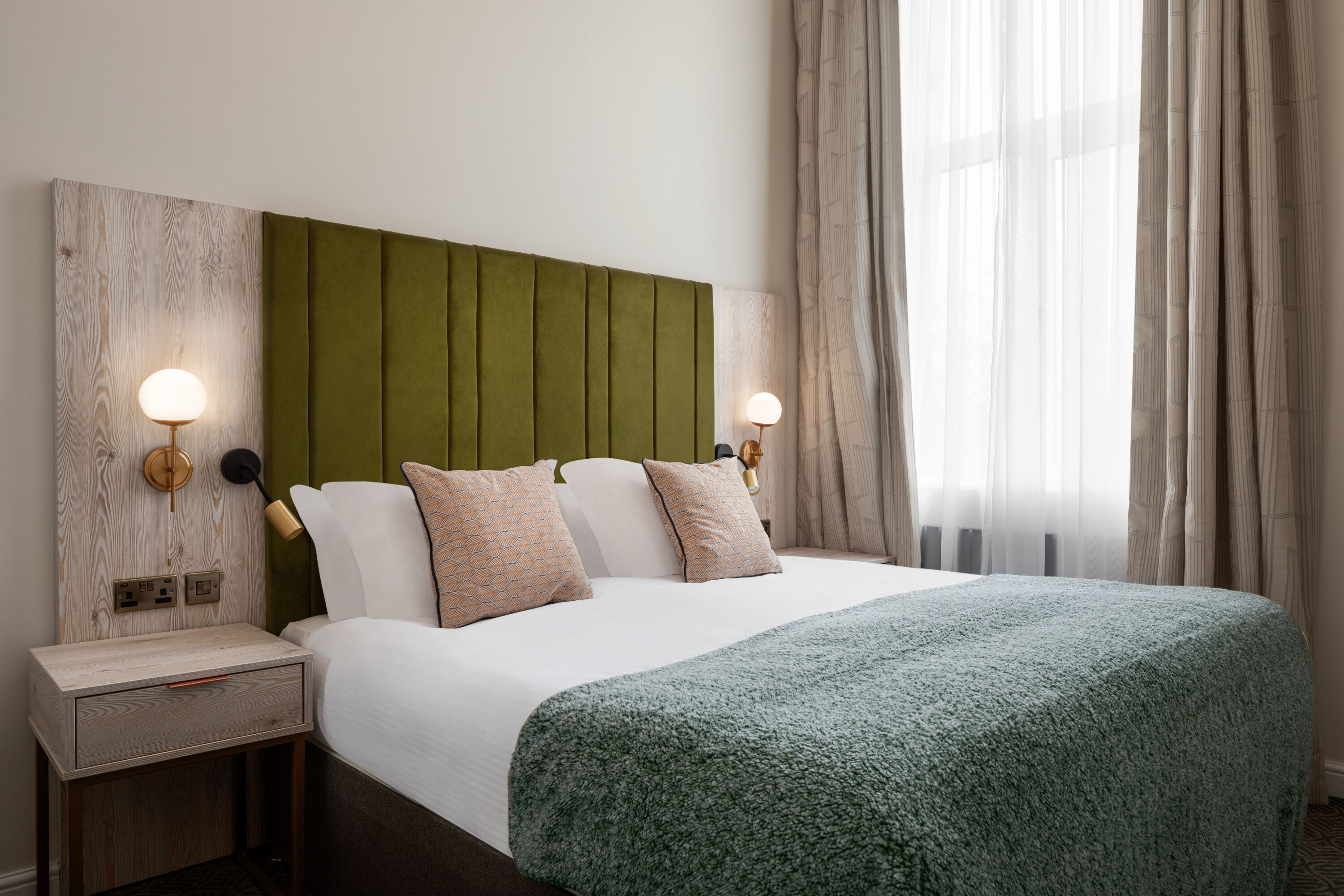 Trafford Hall Manchester, Trademark Collection by Wyndham suite in Manchester, Other than US/Canada