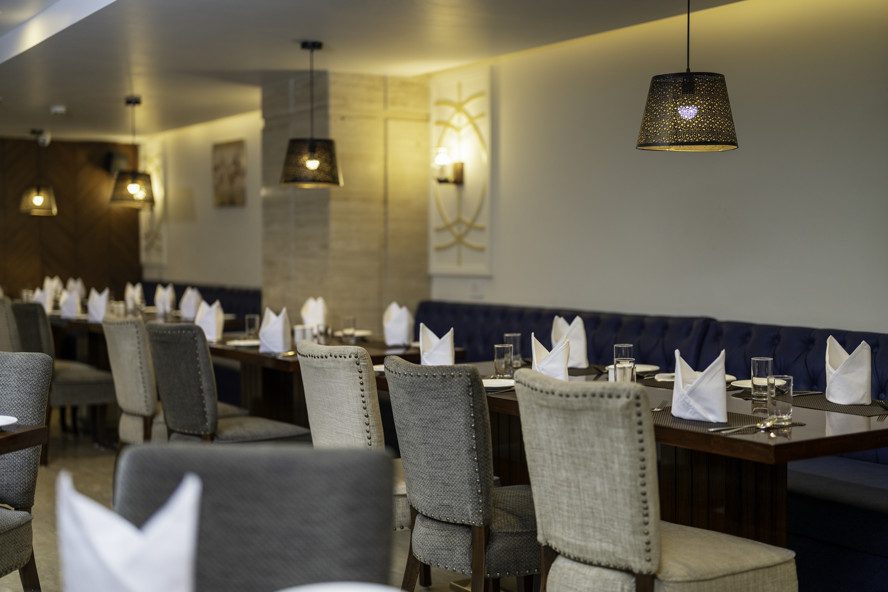 Cygnett Inn Paras Trademark by Wyndham restaurant in Dehradun, Other than US/Canada