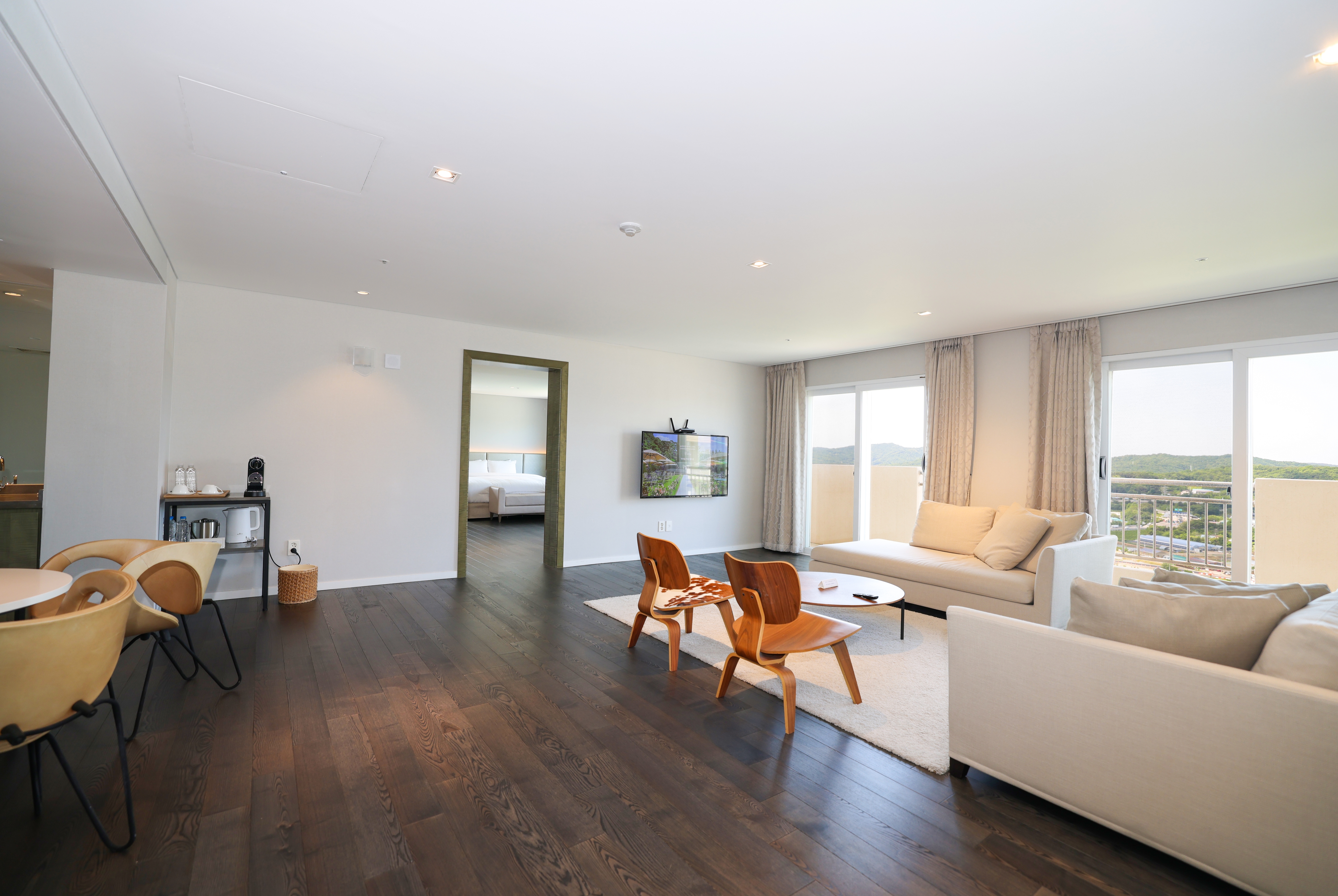 Guest room at the La Vie Dor Hotel and Resort, Trademark Collection by Wyndham in Hwasung, Other than US/Canada