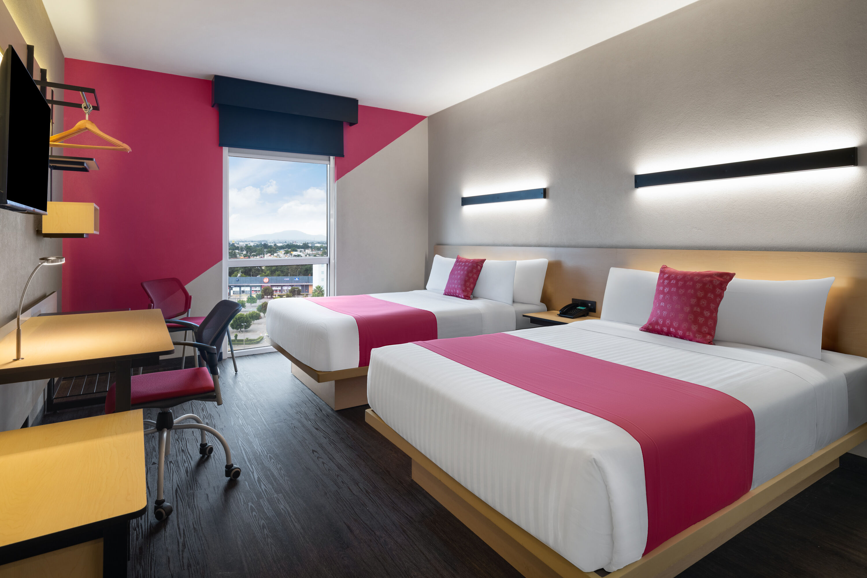 Guest room at the Hotel MX mas cuautitlan Izcalli, Trademark by Wyndham in Estado de Mexico, Other than US/Canada