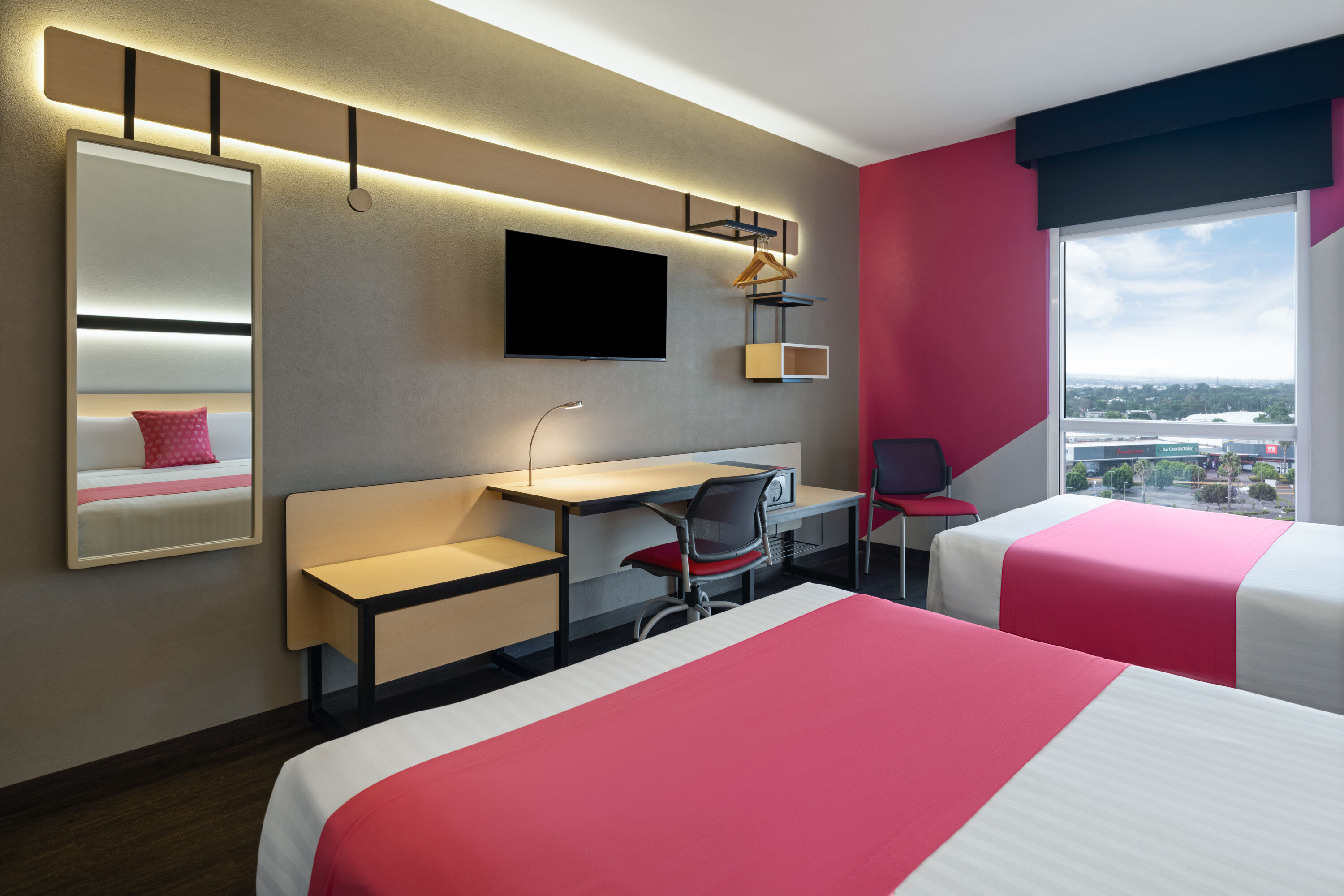 Guest room at the Hotel MX mas cuautitlan Izcalli, Trademark by Wyndham in Estado de Mexico, Other than US/Canada