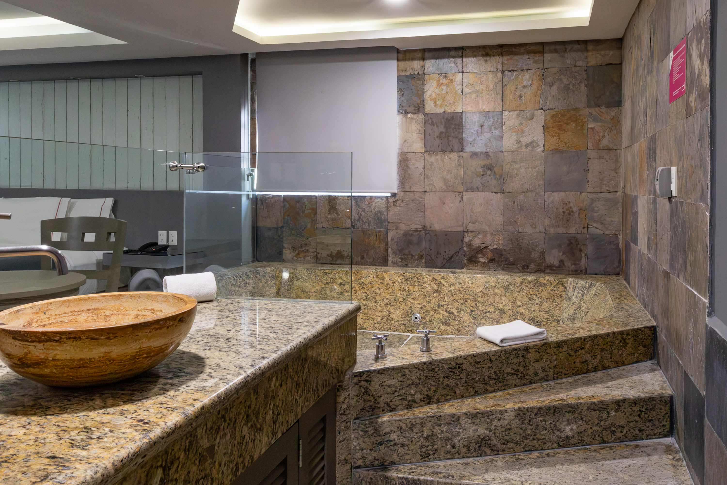 Hotel MX congreso CDMX, Trademark Collection by Wyndham suite in Mexico City, Other than US/Canada