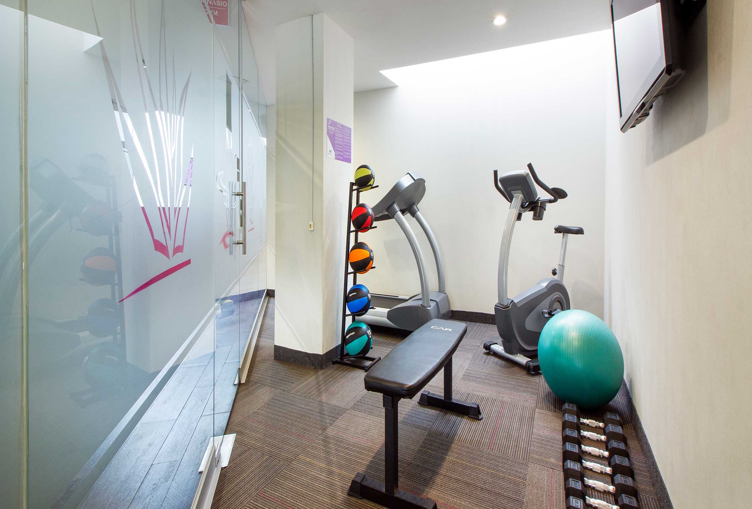 Fitness room at Hotel MX garibaldi CDMX Trademark Collection by Wyndham in Mexico City, Other than US/Canada