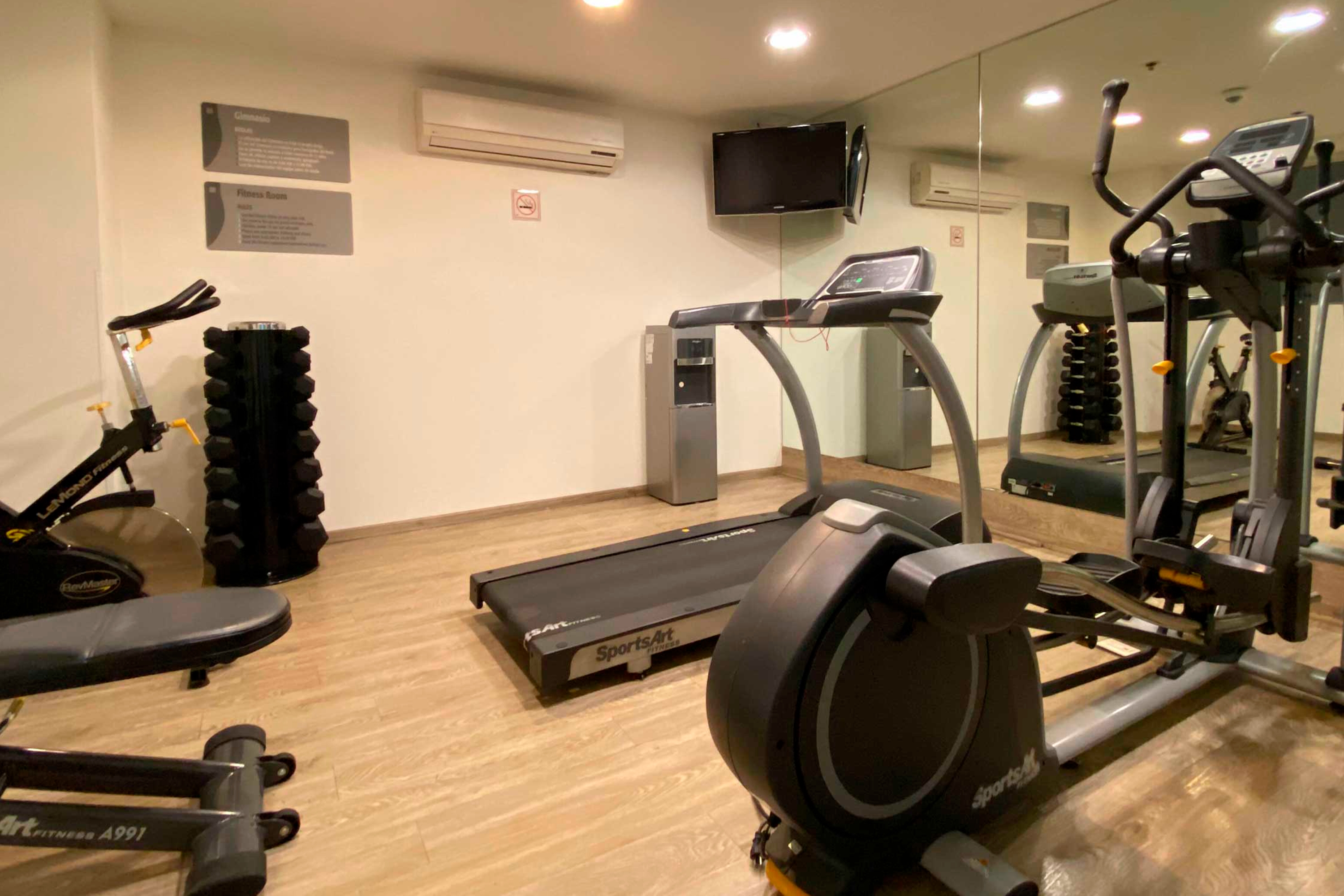 Health club at Hotel MX forum buenavista CDMX, Trademark by Wyndham in Mexico City, Other than US/Canada