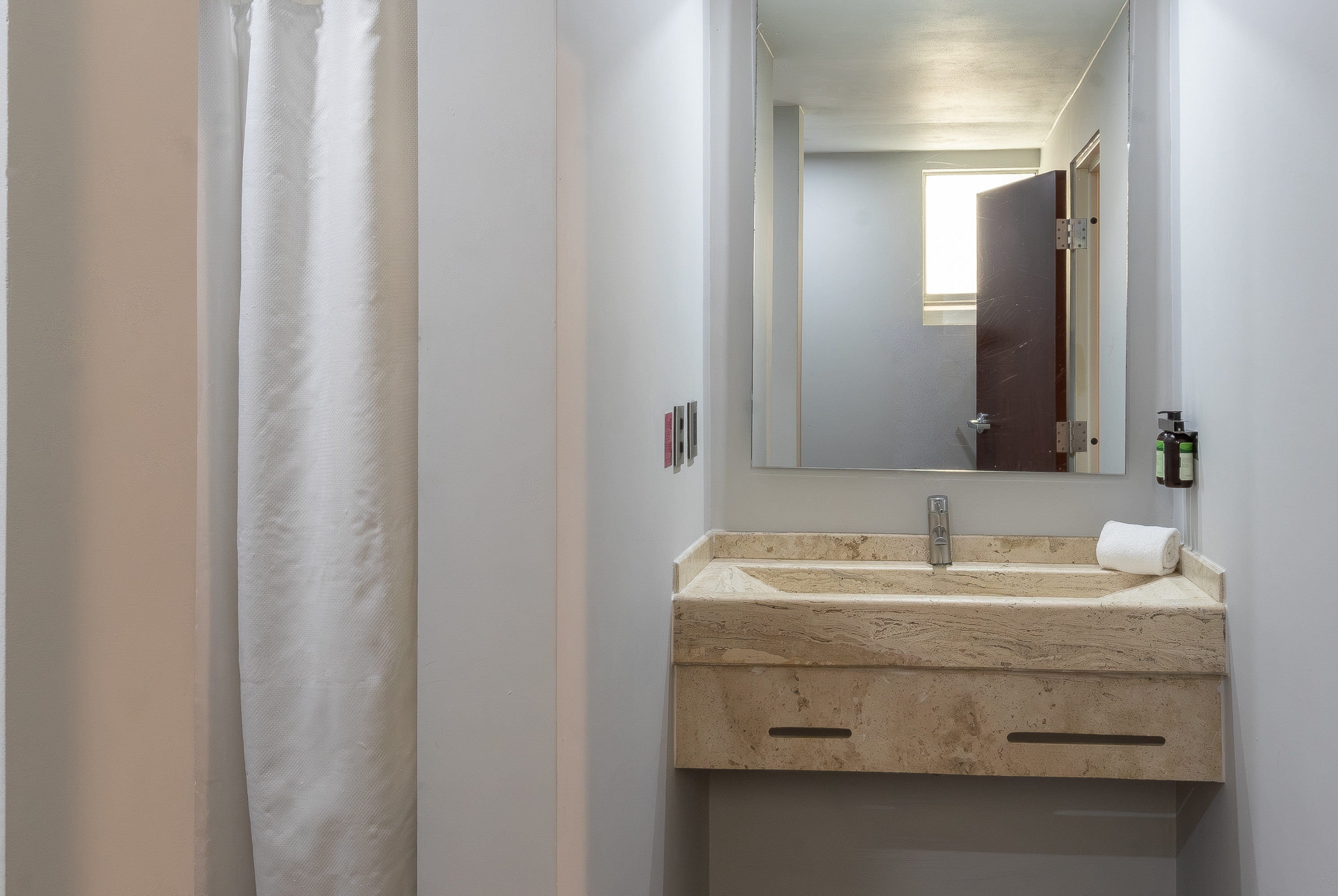 Guest room bath at the Hotel MX forum buenavista CDMX, Trademark by Wyndham in Mexico City, Other than US/Canada