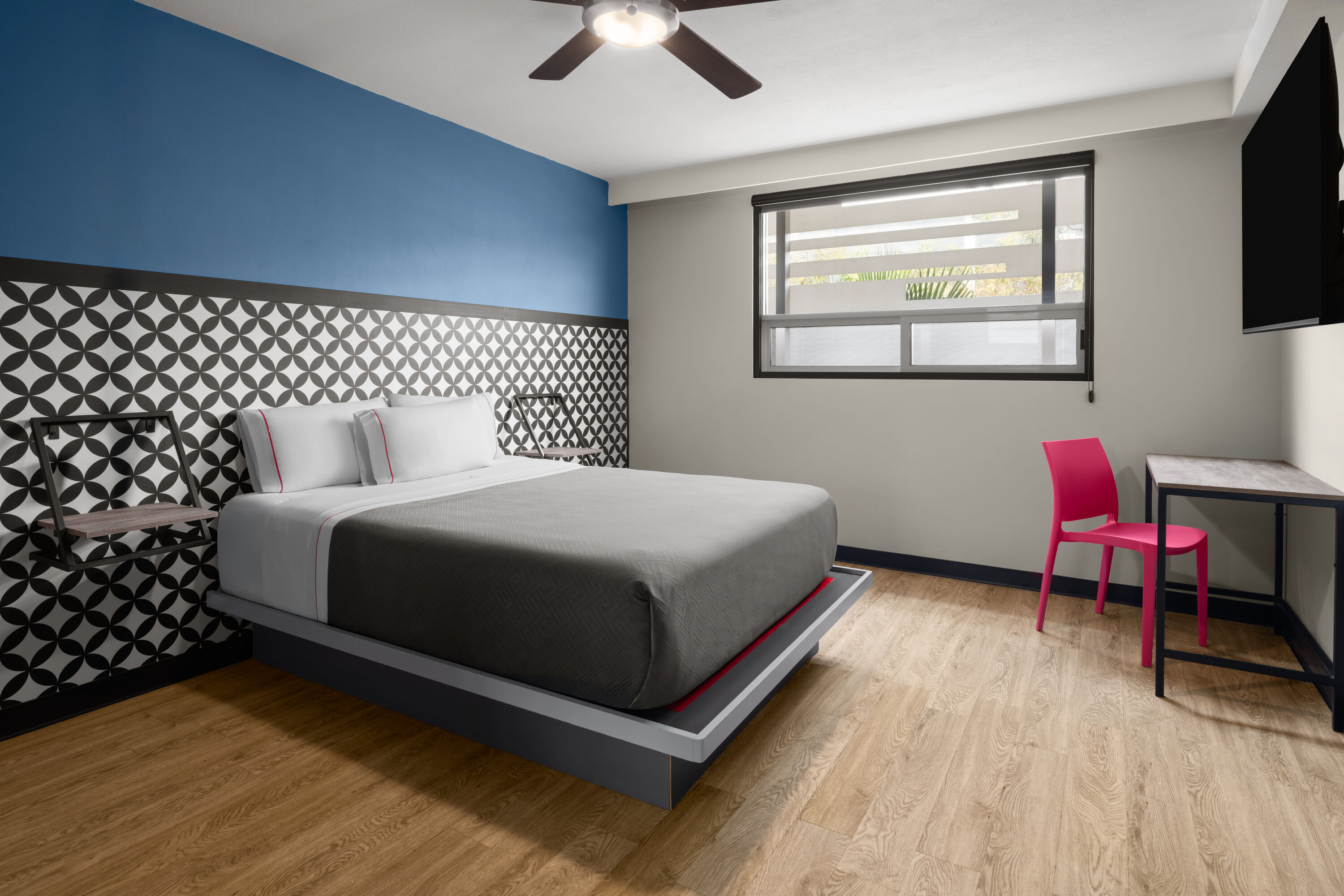 Guest room at the Hotel MX forum buenavista CDMX, Trademark by Wyndham in Mexico City, Other than US/Canada