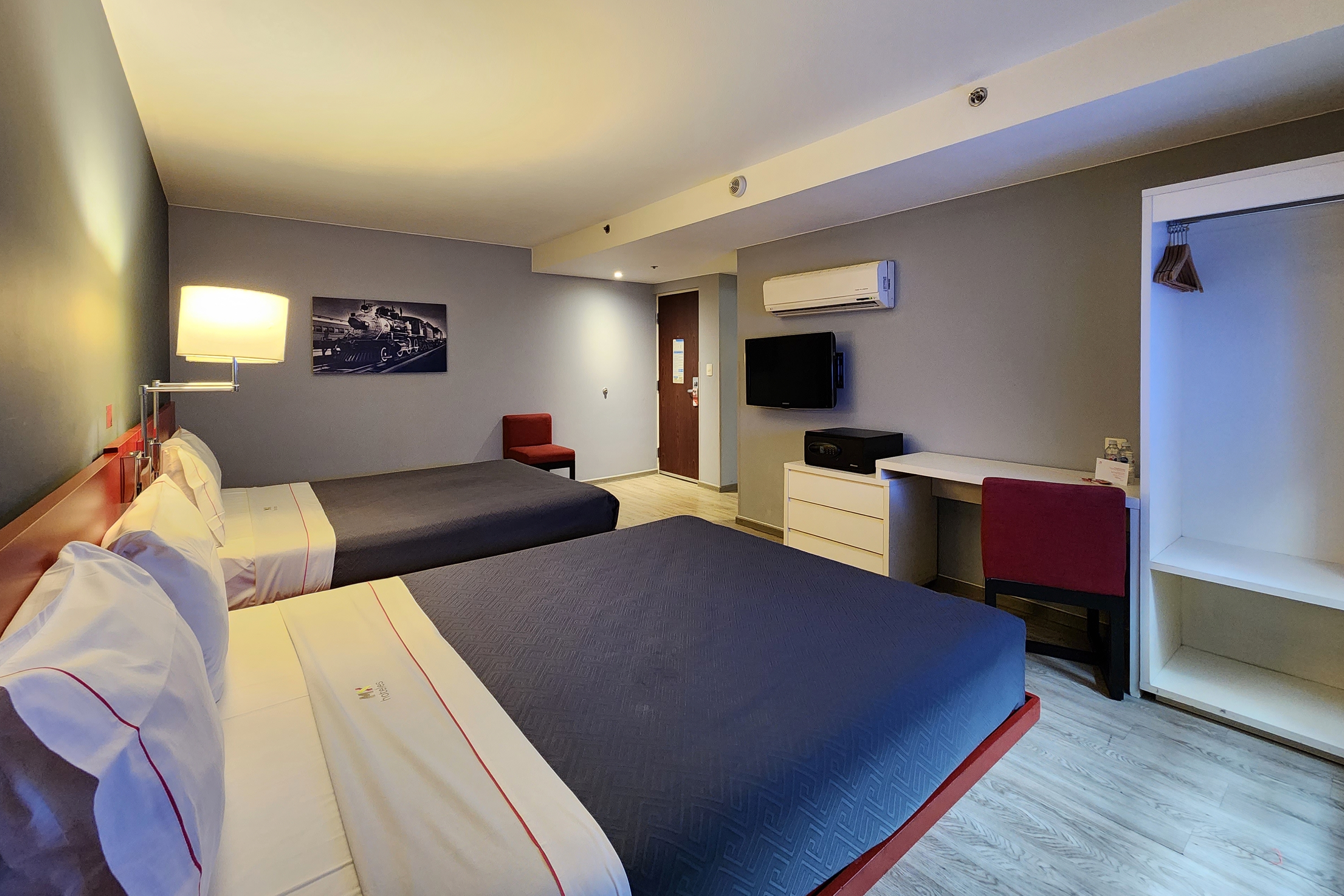 Guest room at the Hotel MX forum buenavista CDMX, Trademark by Wyndham in Mexico City, Other than US/Canada