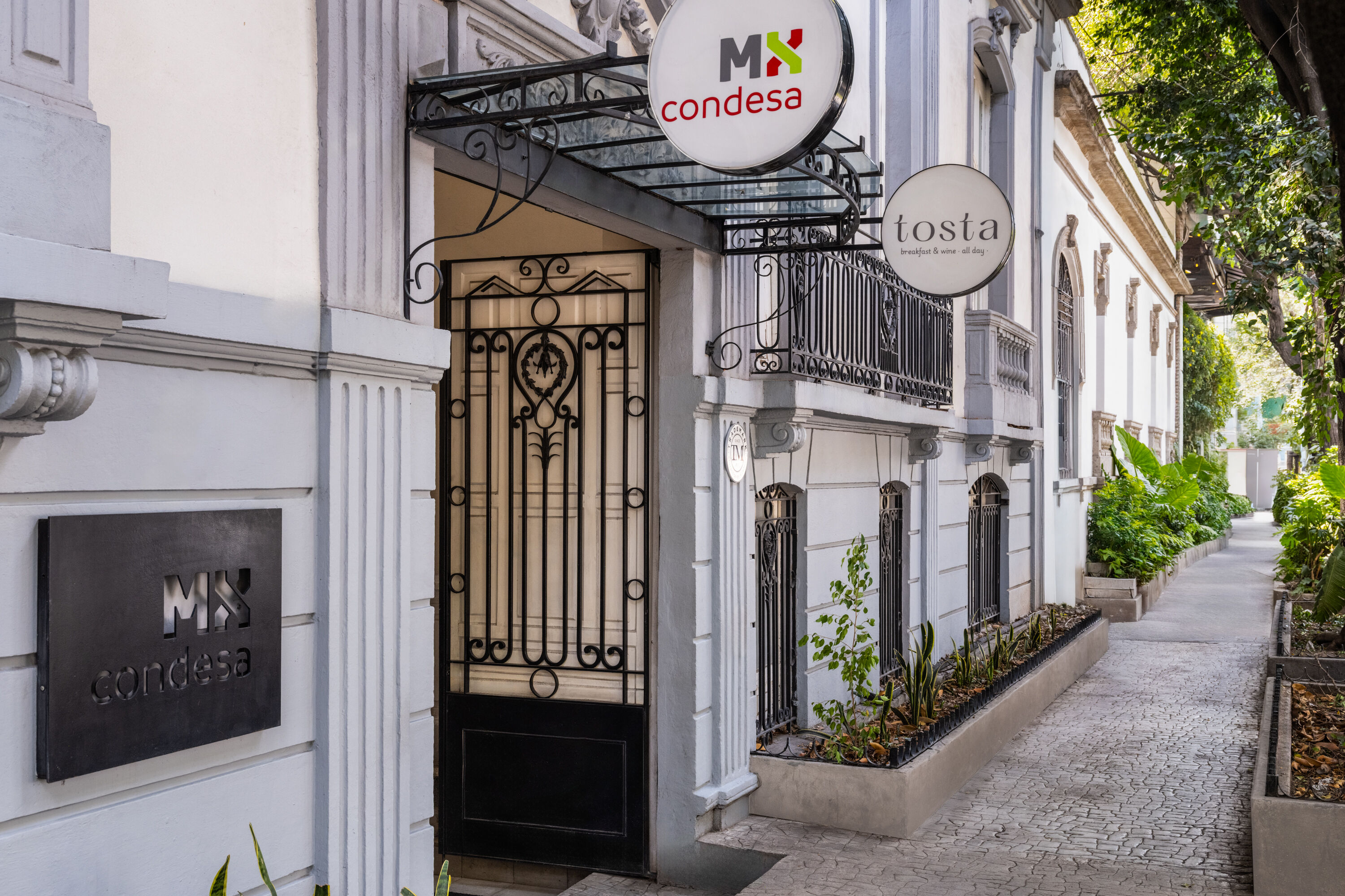 Exterior Day Image of Hotel MX condesa CDMX, Trademark Collection by Wyndham hotel in Mexico City, Other than US/Canada