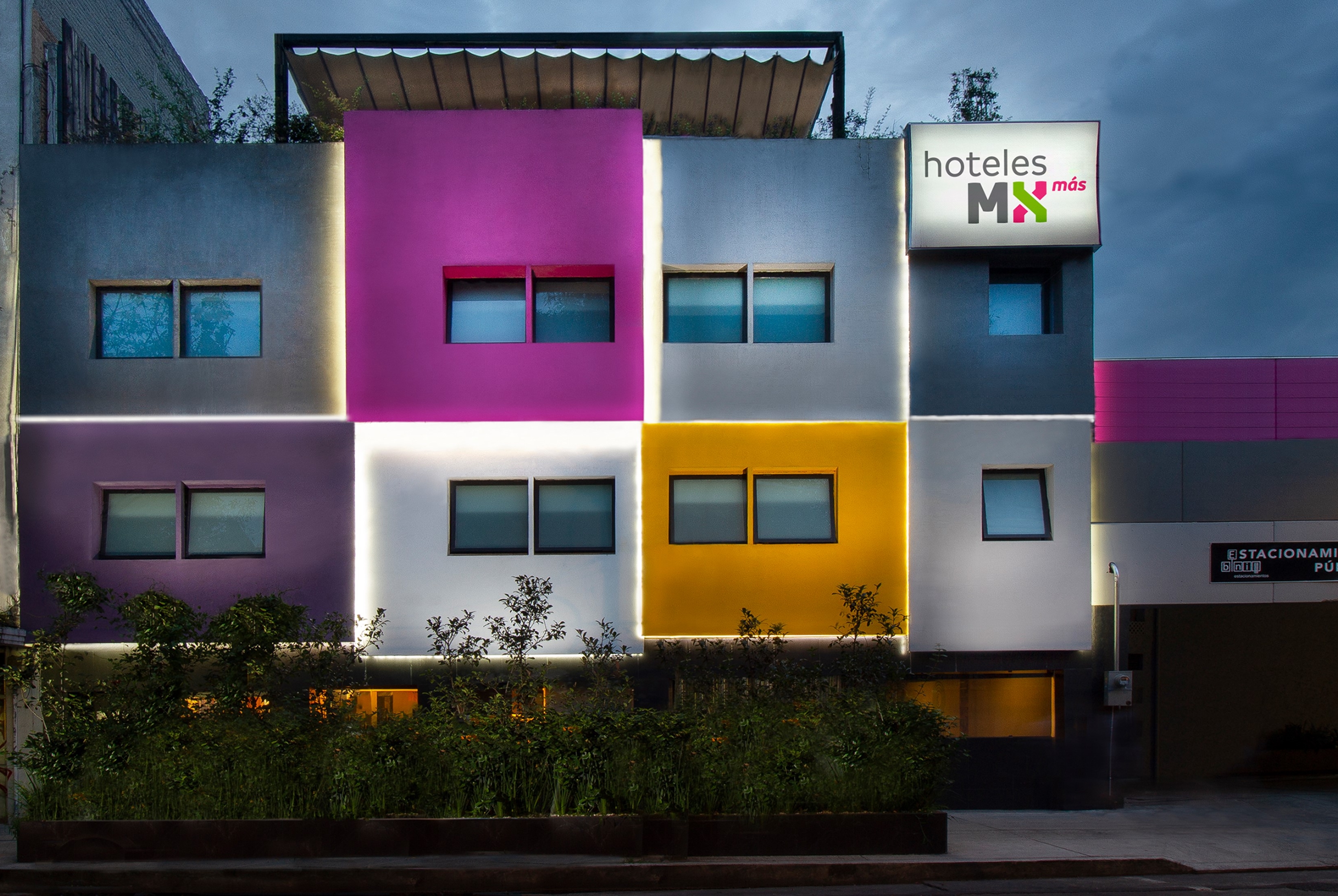 Exterior of Hotel MX mas roma CDMX, Trademark Collection by Wyndham hotel in Mexico City, Other than US/Canada