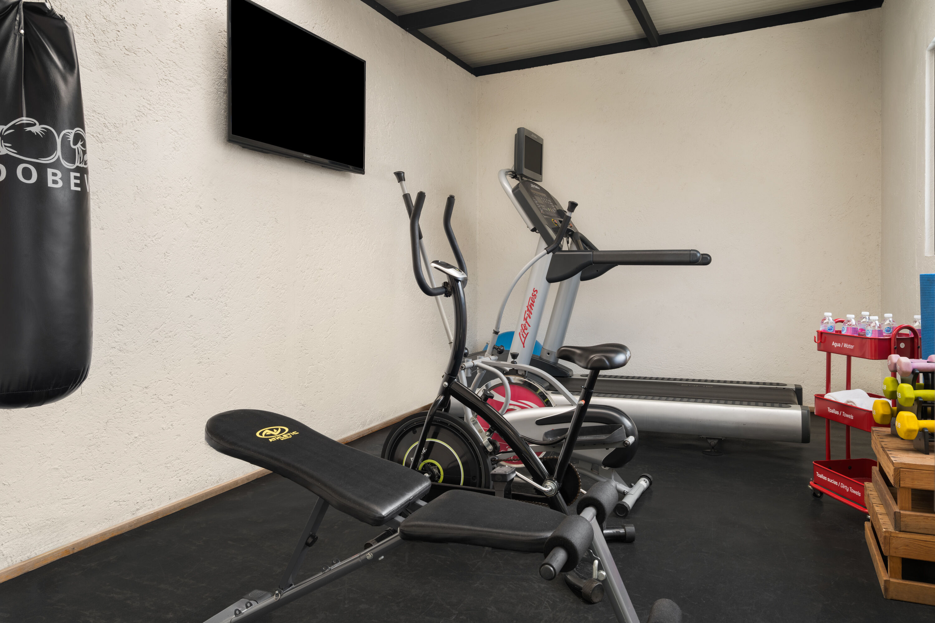 Fitness room at Hotel MX mas roma CDMX, Trademark Collection by Wyndham in Mexico City, Other than US/Canada