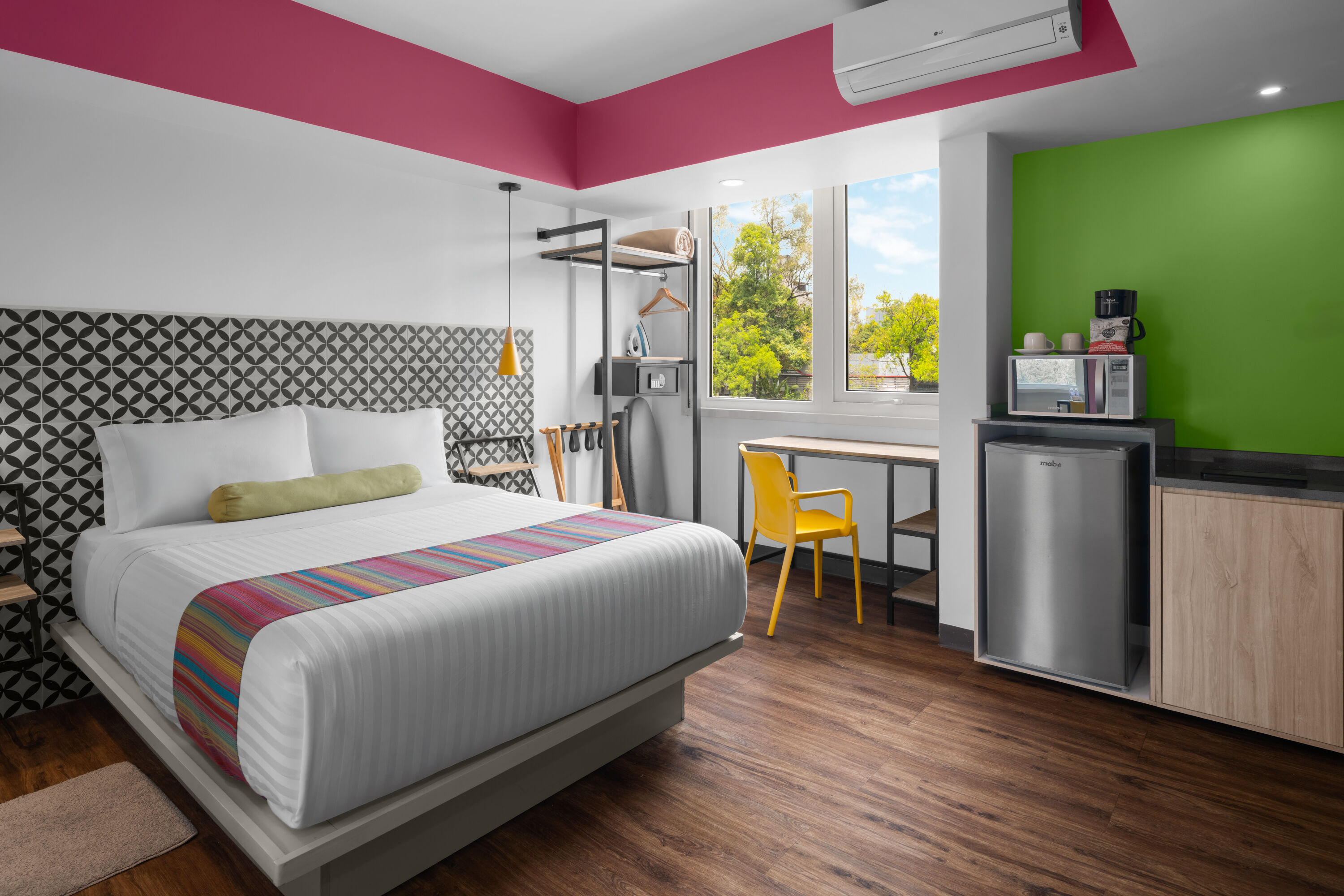 Hotel VIVE MX cuauhtemoc CDMX, Trademark by Wyndham suite in Mexico, Other than US/Canada