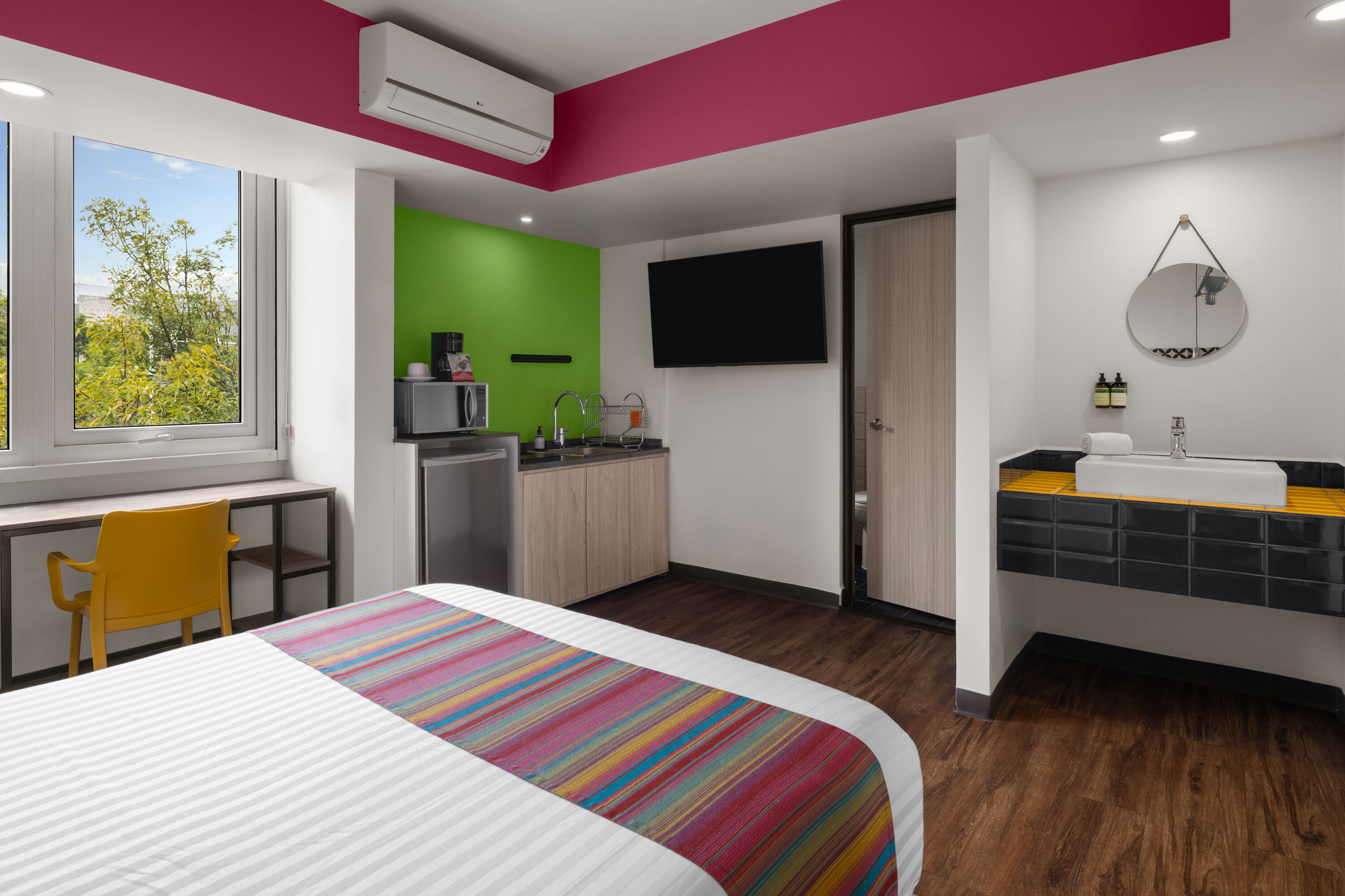 Hotel VIVE MX cuauhtemoc CDMX, Trademark by Wyndham suite in Mexico, Other than US/Canada