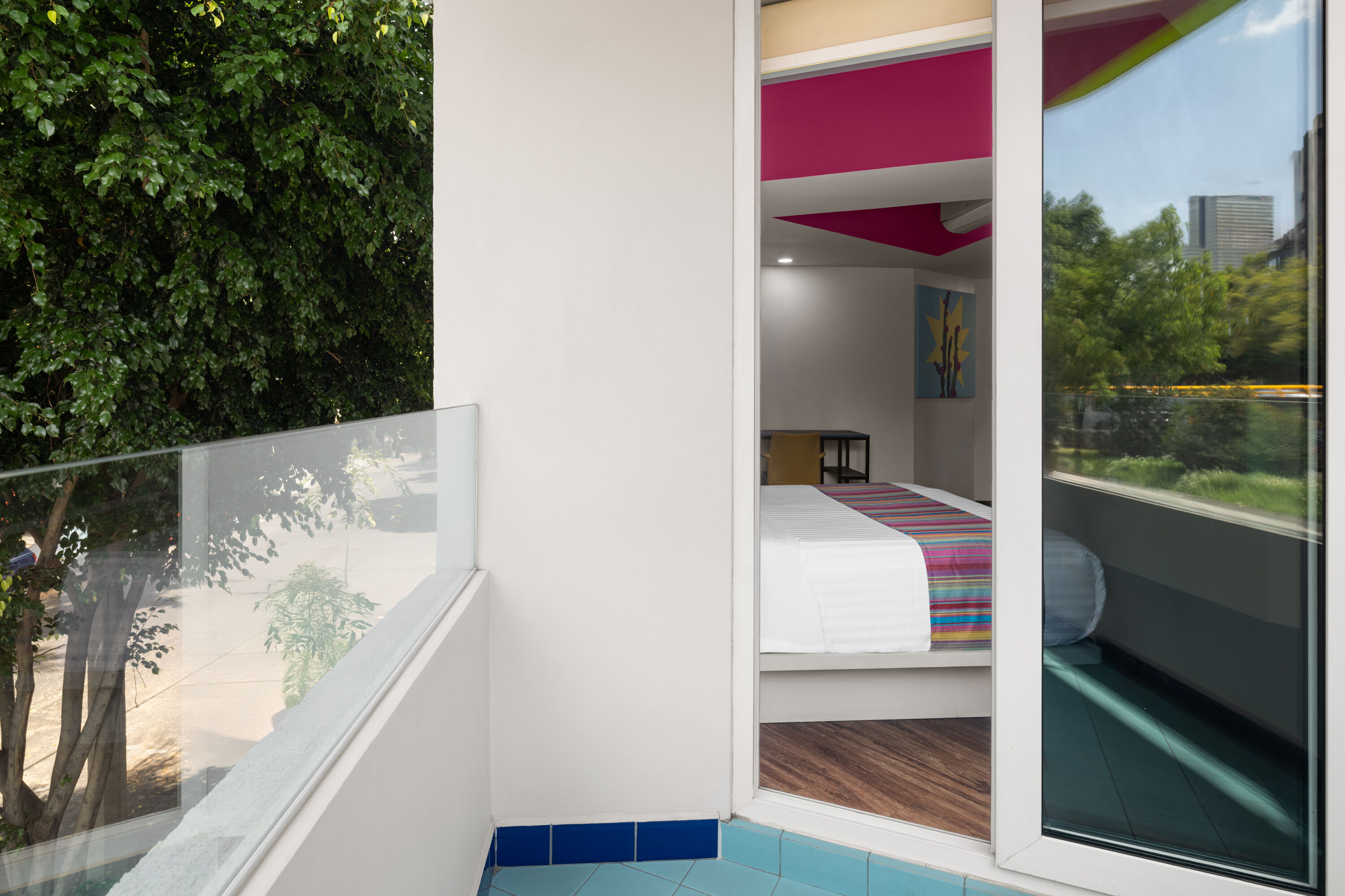 Hotel VIVE MX cuauhtemoc CDMX, Trademark by Wyndham suite in Mexico, Other than US/Canada
