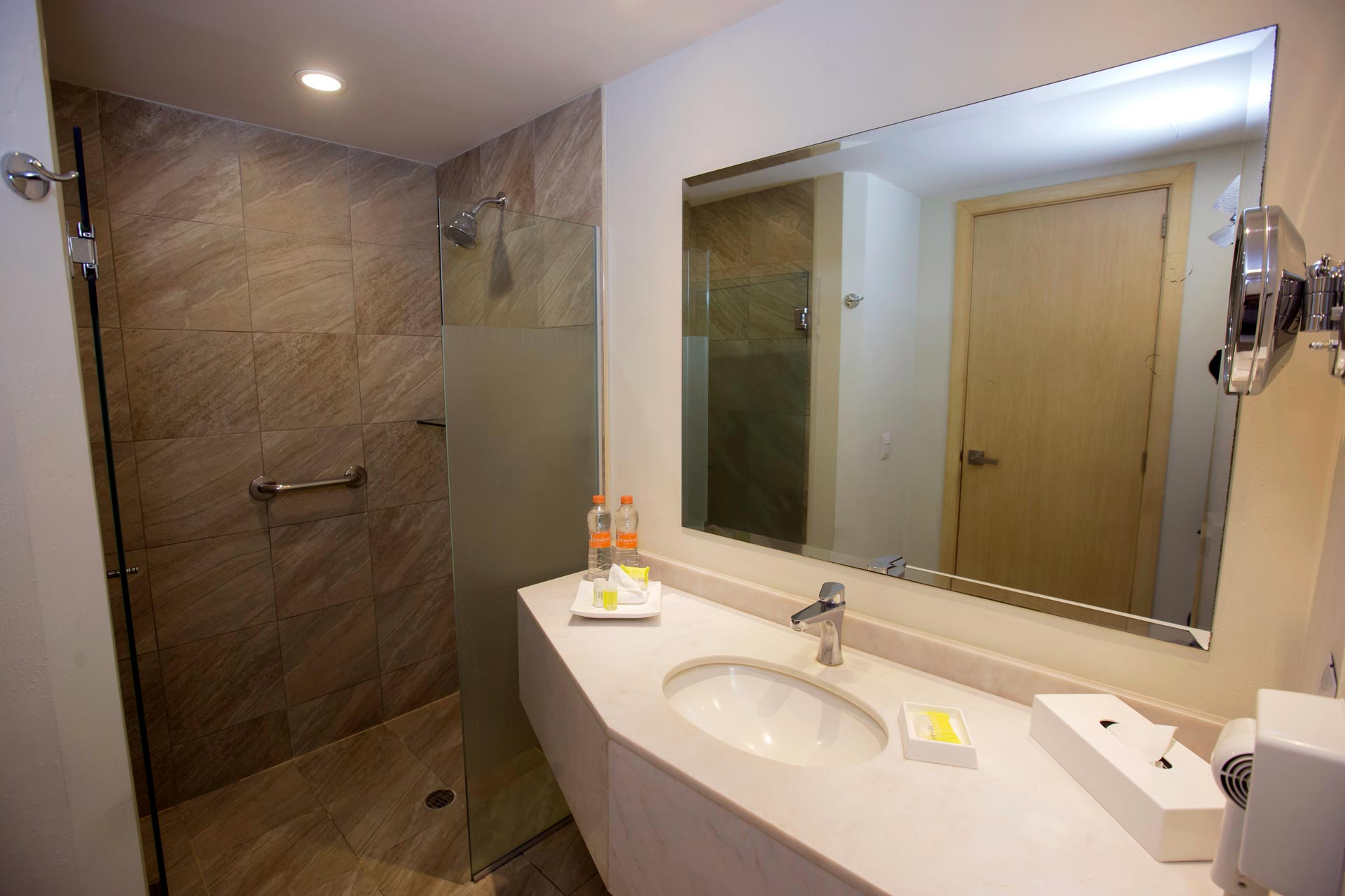 Bel Air Business Salamanca, Trademark by Wyndham suite in Salamanca, Other than US/Canada