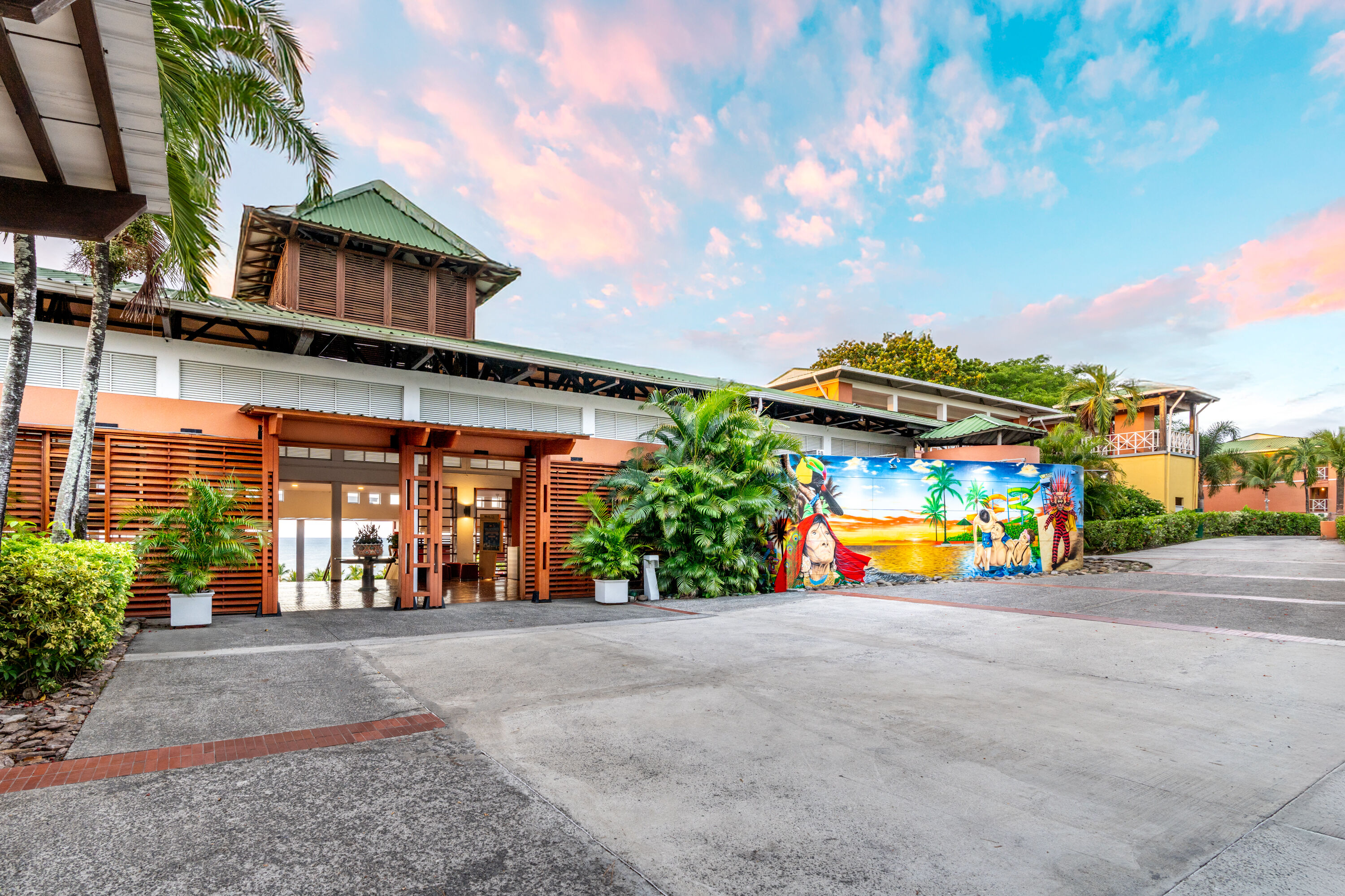 Exterior Dusk Image of Grand Decameron Panama, A Trademark All Inclusive Resort hotel in Farallon, Other than US/Canada