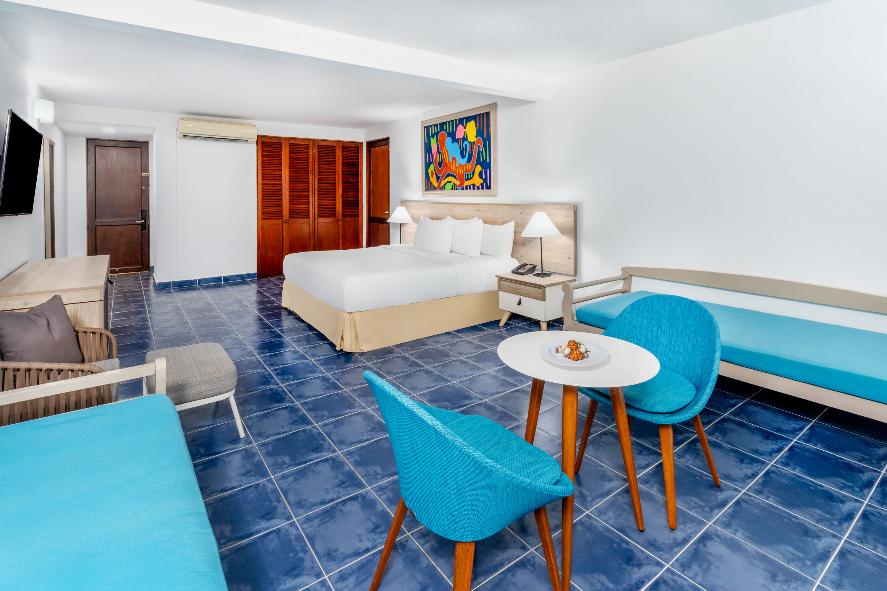 Guest room at the Grand Decameron Panama, A Trademark All Inclusive Resort in Farallon, Other than US/Canada