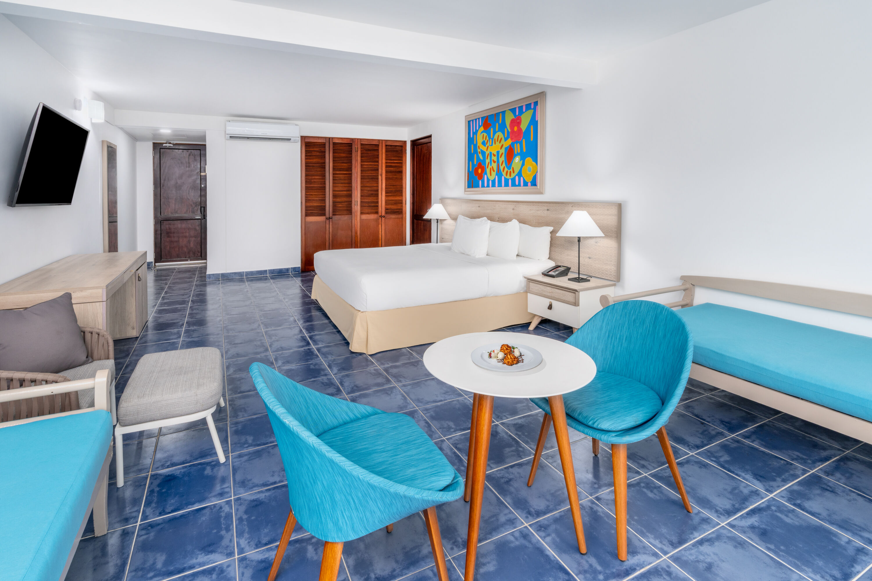 Guest room at the Grand Decameron Panama, A Trademark All Inclusive Resort in Farallon, Other than US/Canada