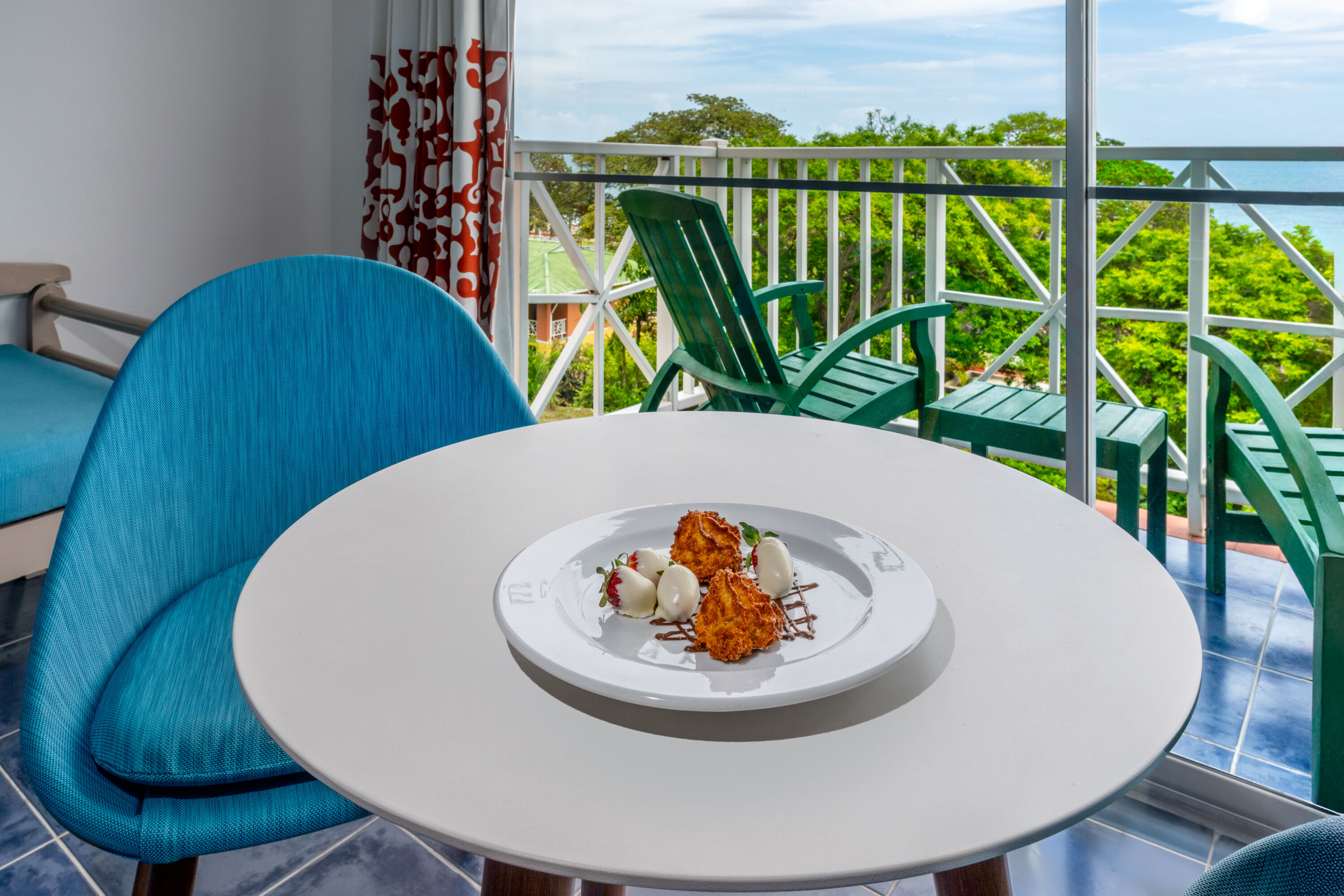 Guest room at the Grand Decameron Panama, A Trademark All Inclusive Resort in Farallon, Other than US/Canada