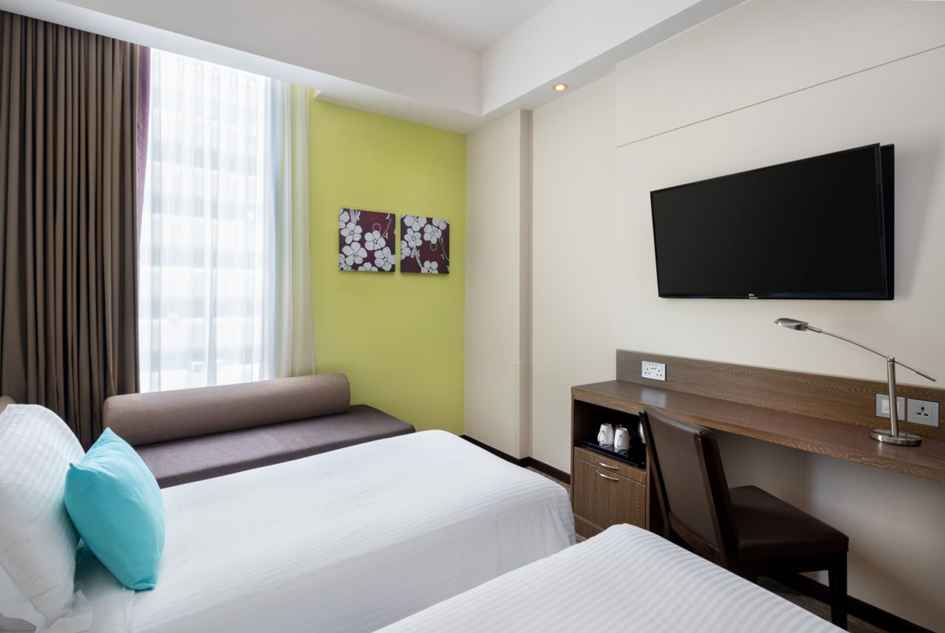 Guest room at the Hotel Traveltine Downtown Singapore, Trademark Collection in Singapore, Other than US/Canada