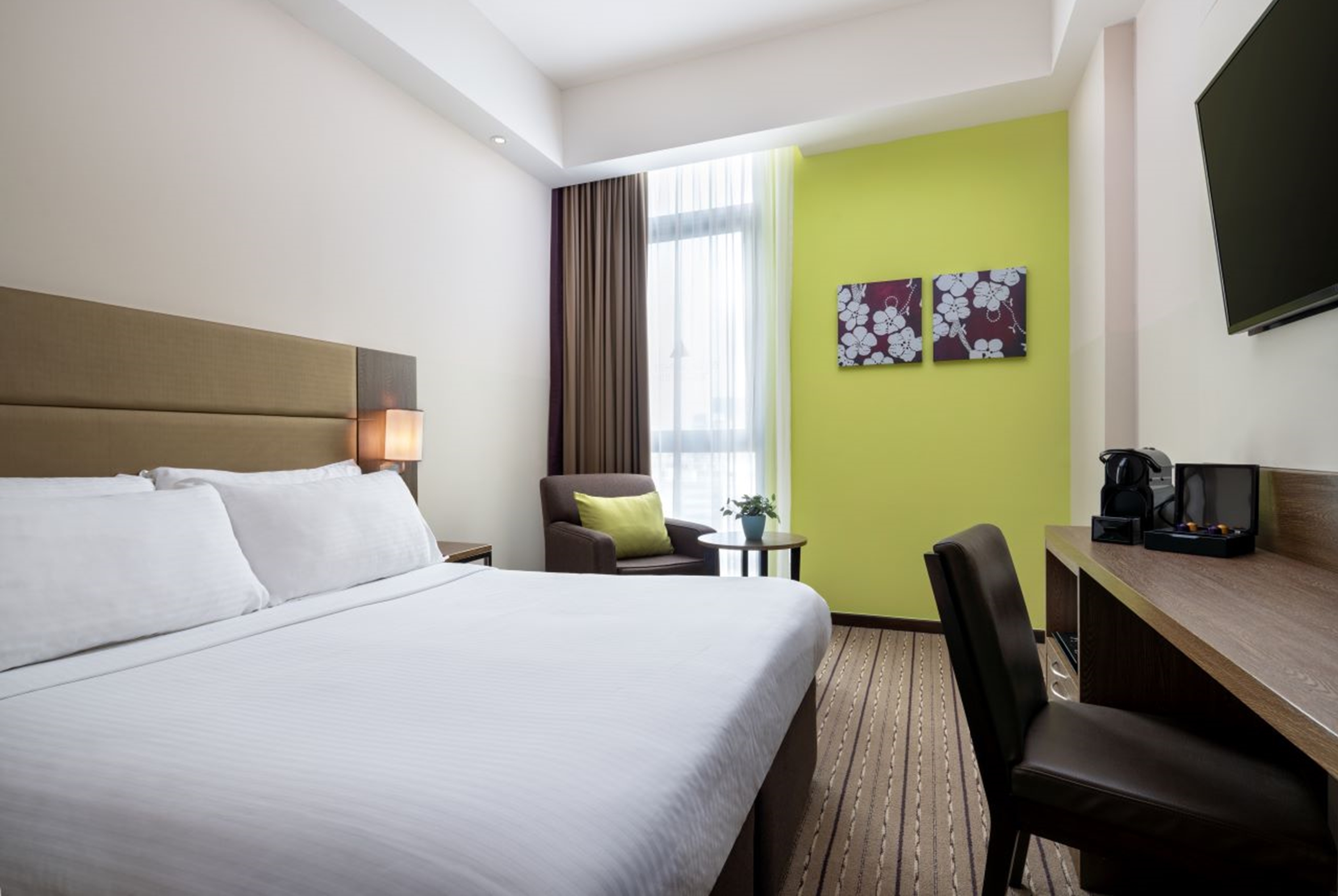 Guest room at the Hotel Traveltine Downtown Singapore, Trademark Collection in Singapore, Other than US/Canada