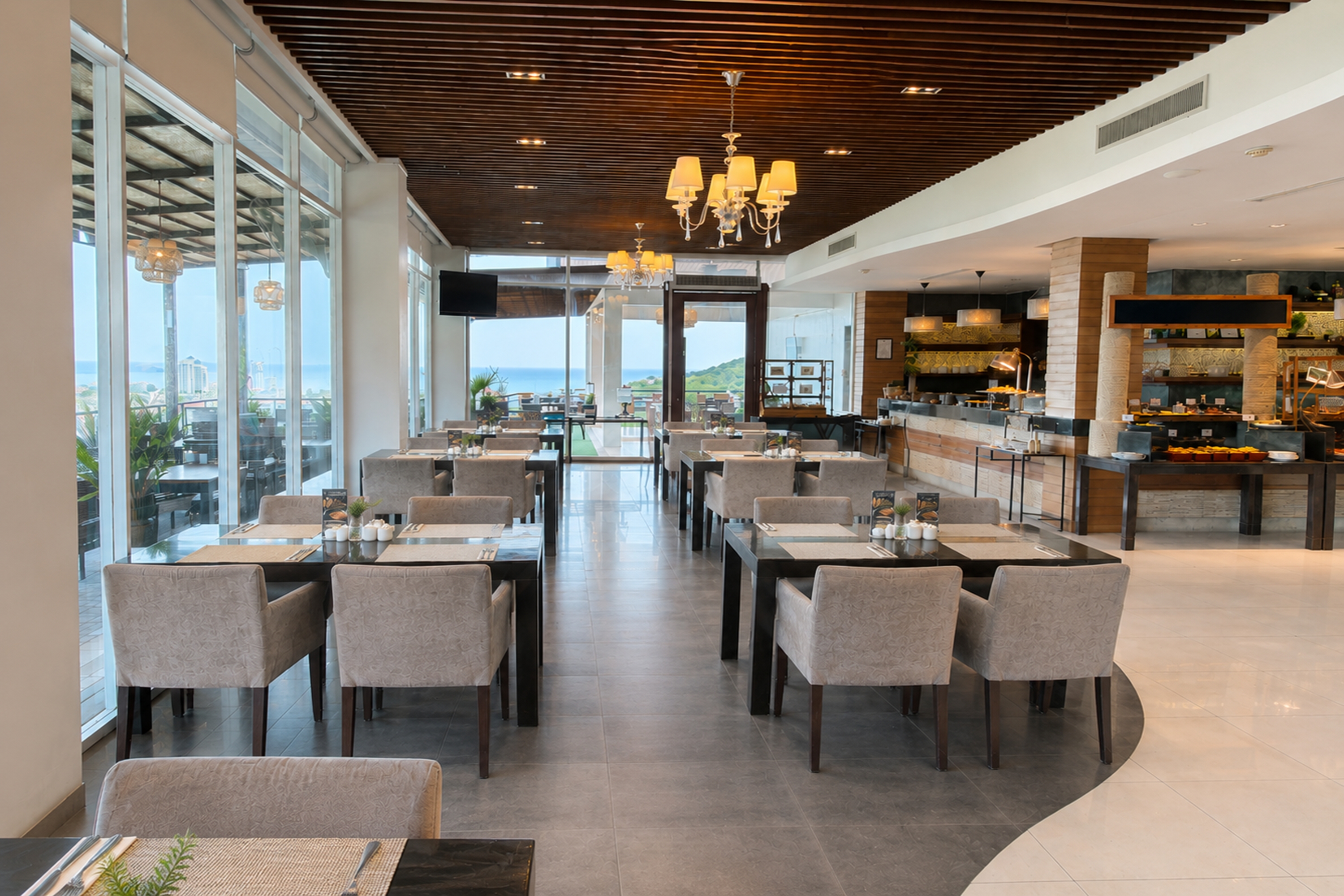 Club Wyndham Patong Hill Phuket restaurant in Patong, Other than US/Canada