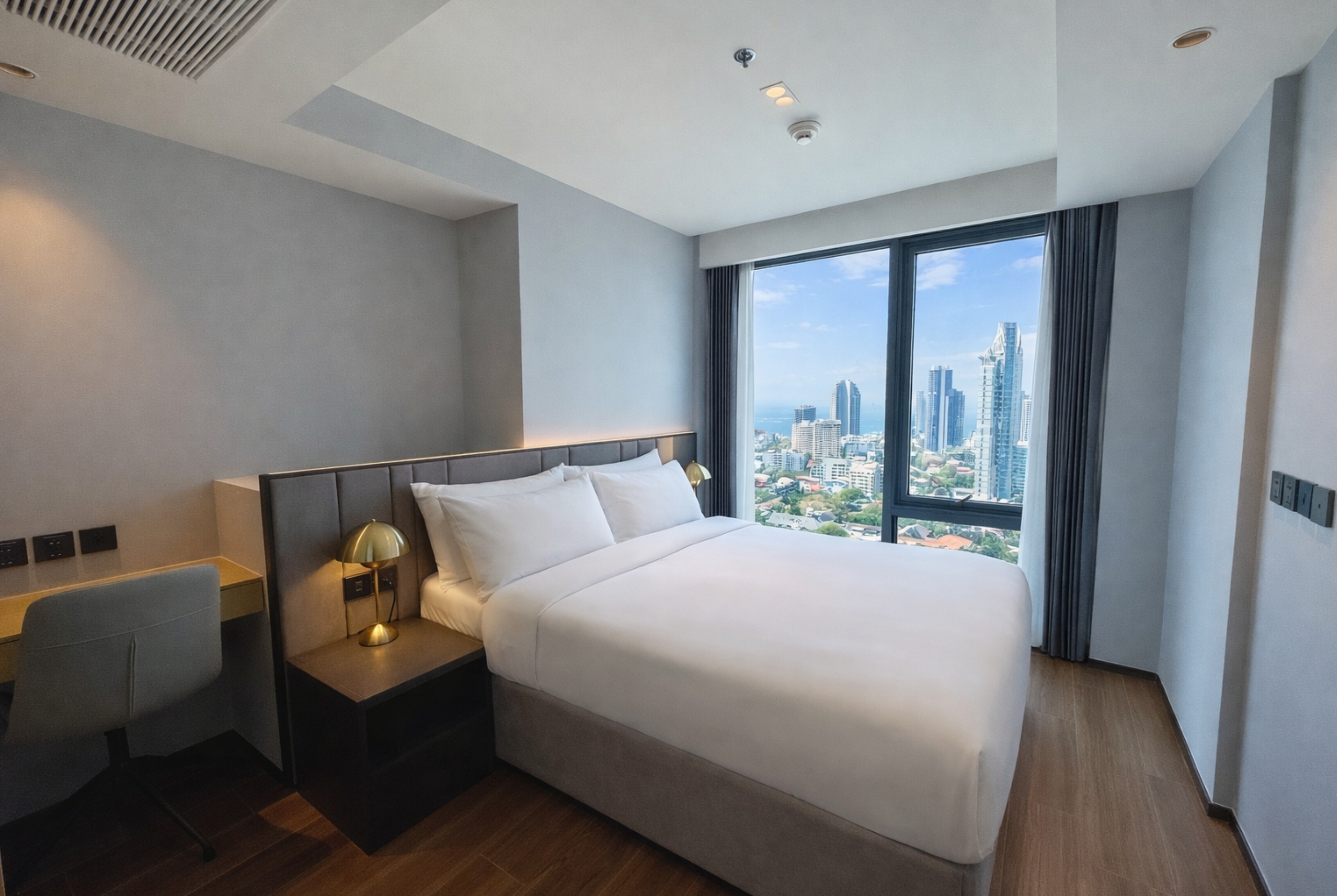 Beverly Mountain Bay, Trademark Collection by Wyndham suite in Pattaya, Other than US/Canada