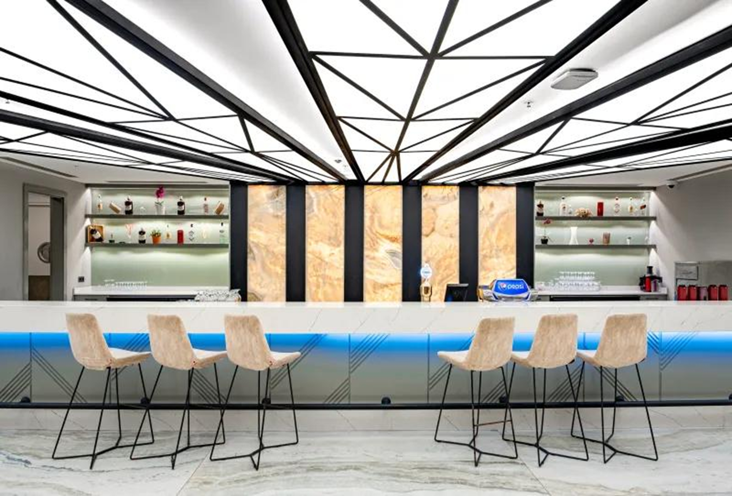 Lobby bar at Long Beach Alanya, Trademark Collection by Wyndham in Alanya, Other than US/Canada