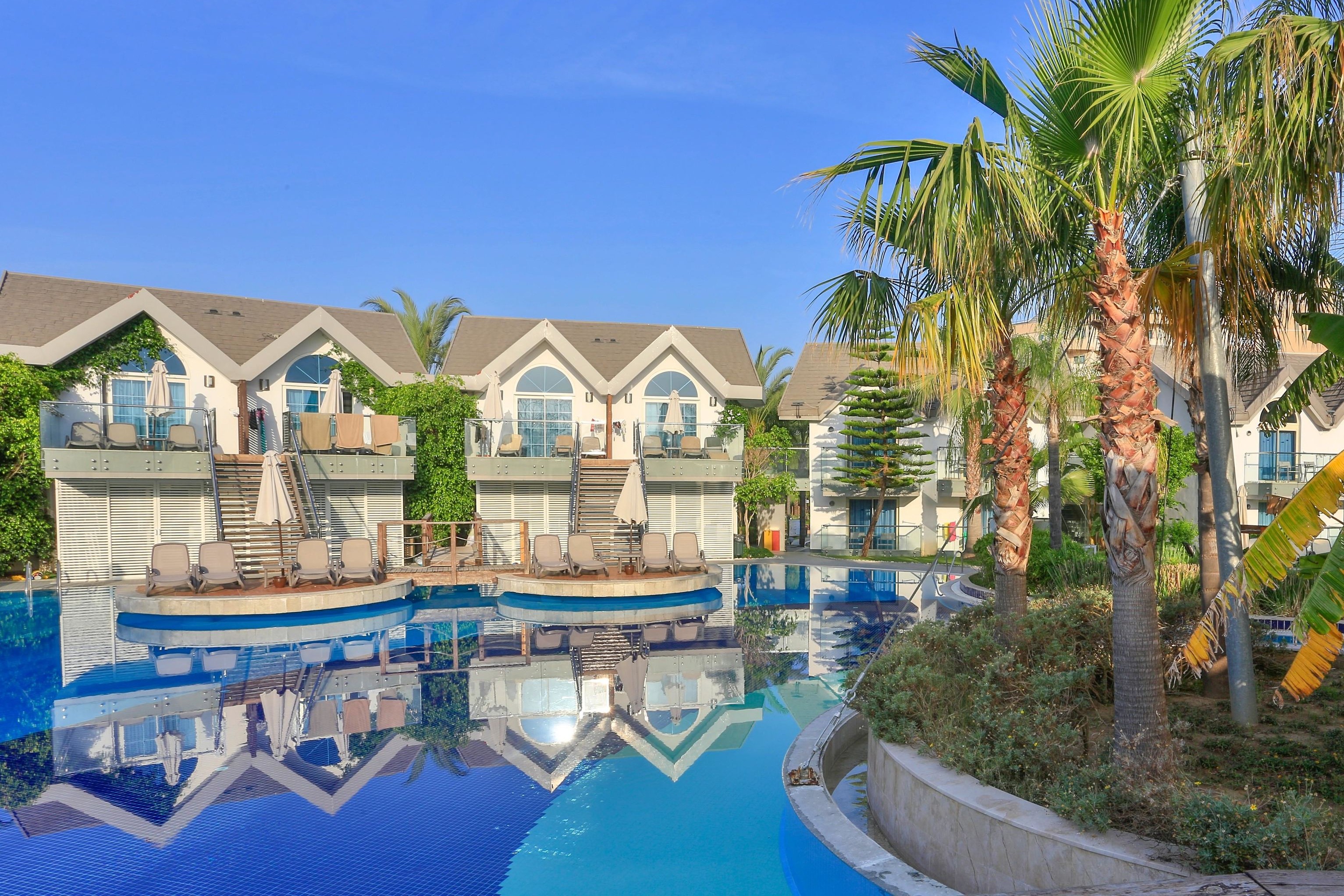 Pool at the Long Beach Alanya, Trademark Collection by Wyndham in Alanya, Other than US/Canada